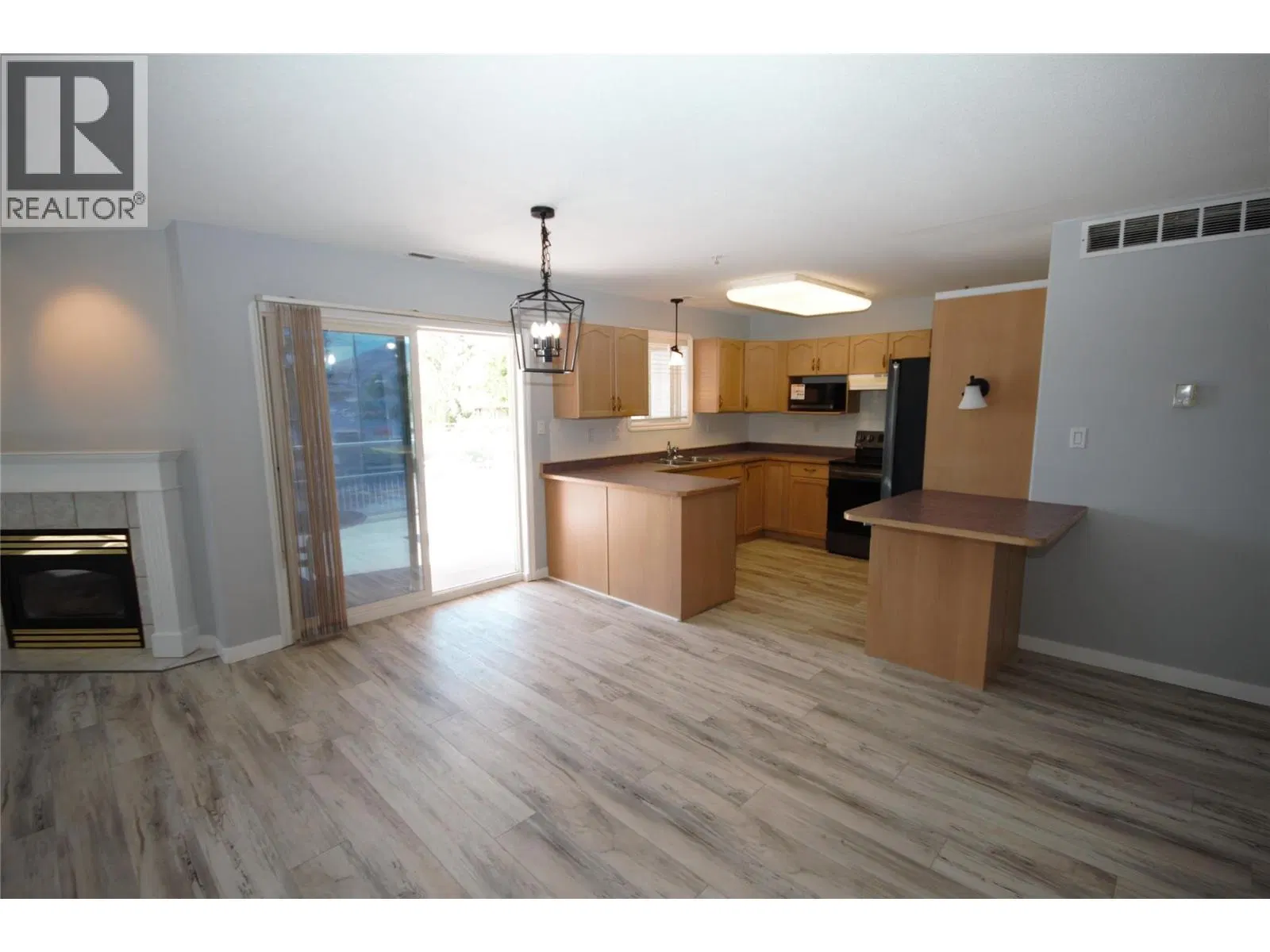 Photo 5 of 53 at #100 – 6805 Cottonwood Drive