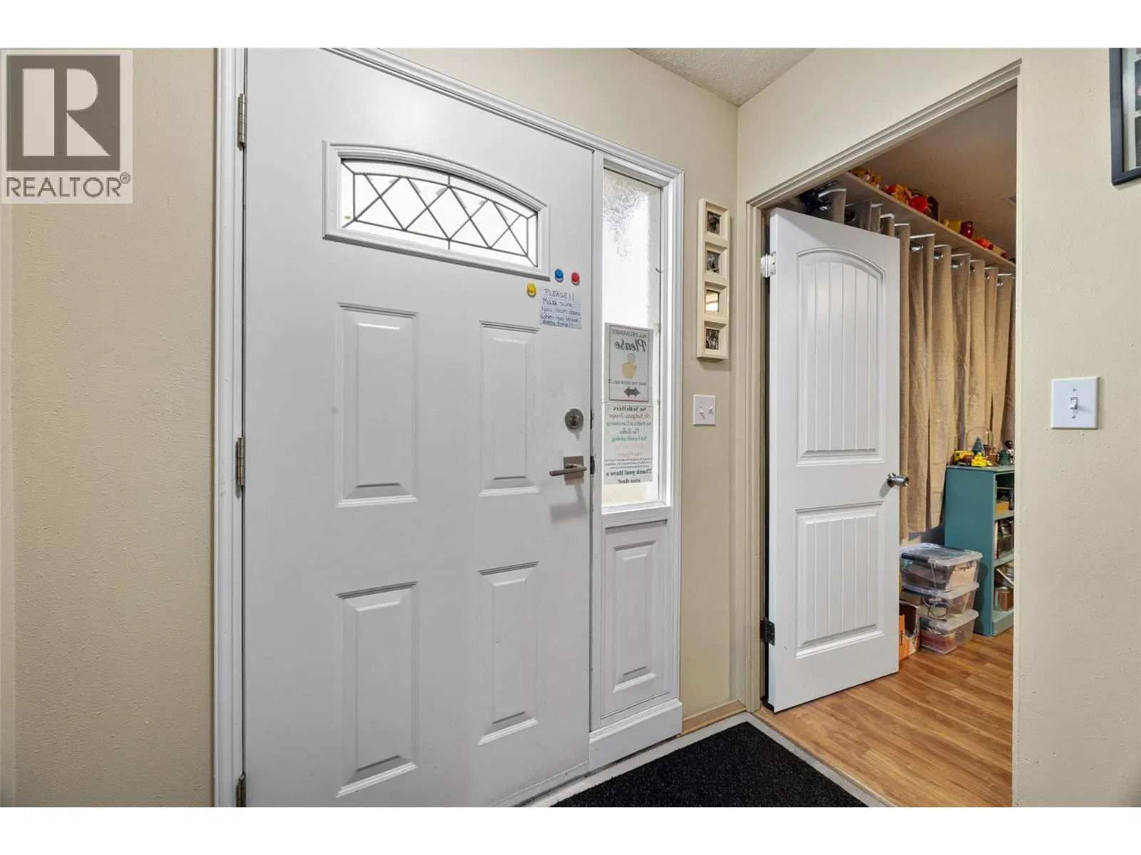 Photo 4 of 30 at #3 – 800 Valhalla Drive