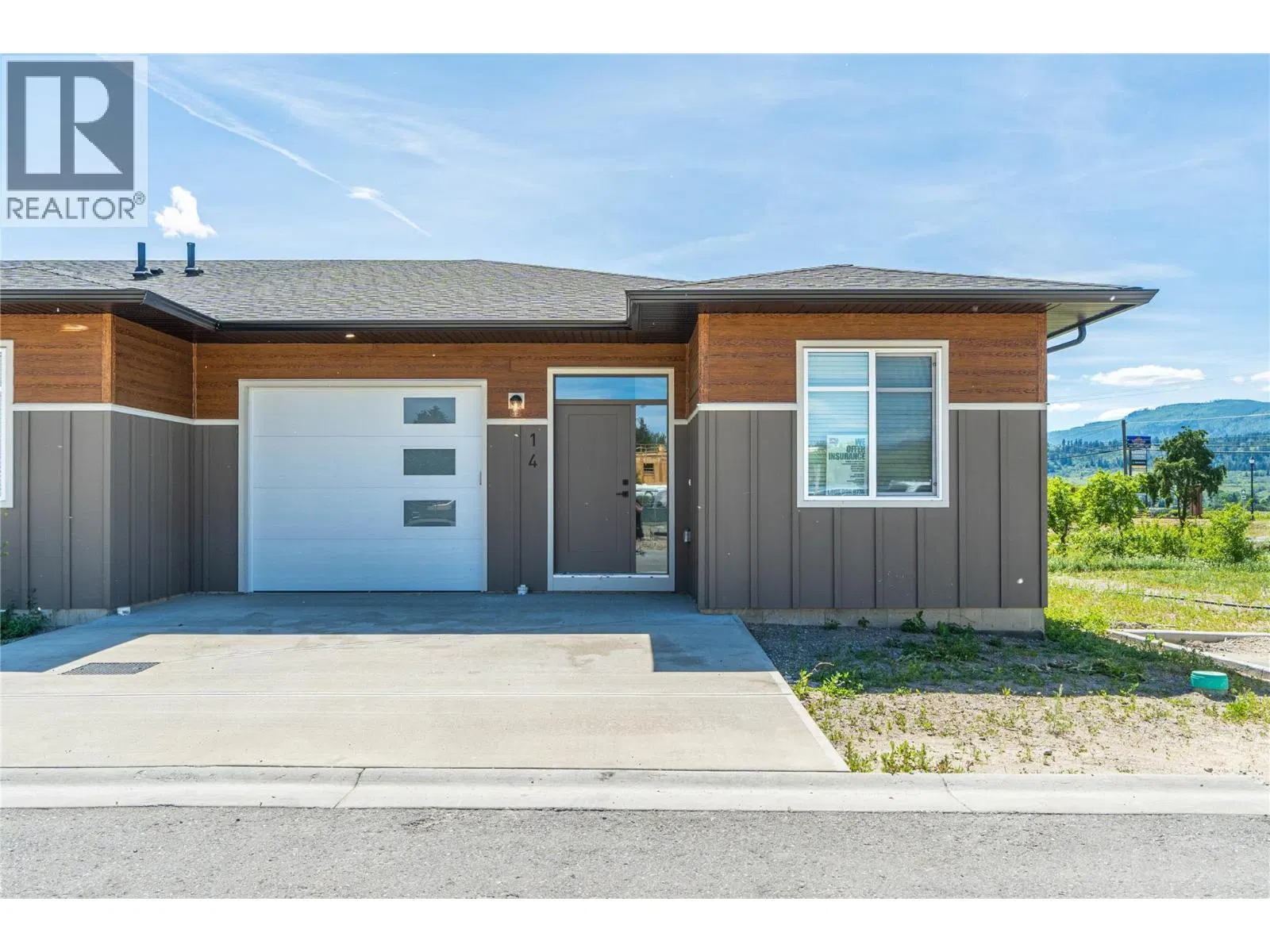 Photo 1 of 48 at #14 – 220 Shepherd Road