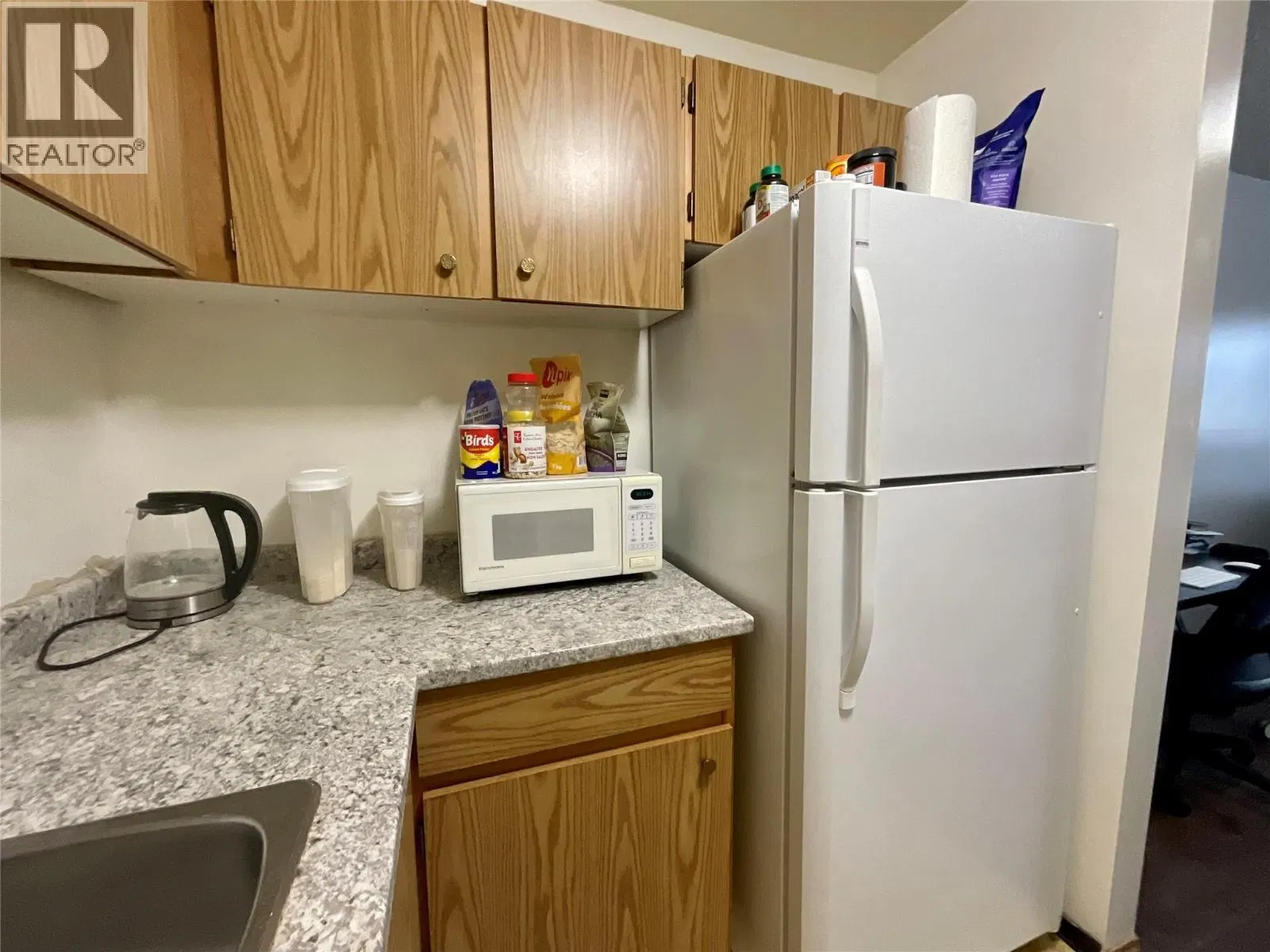 Photo 4 of 13 at #204 – 185 Chamberlain Crescent