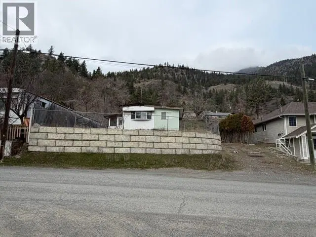 Photo 1 of 12 at 701 COLUMBIA Street