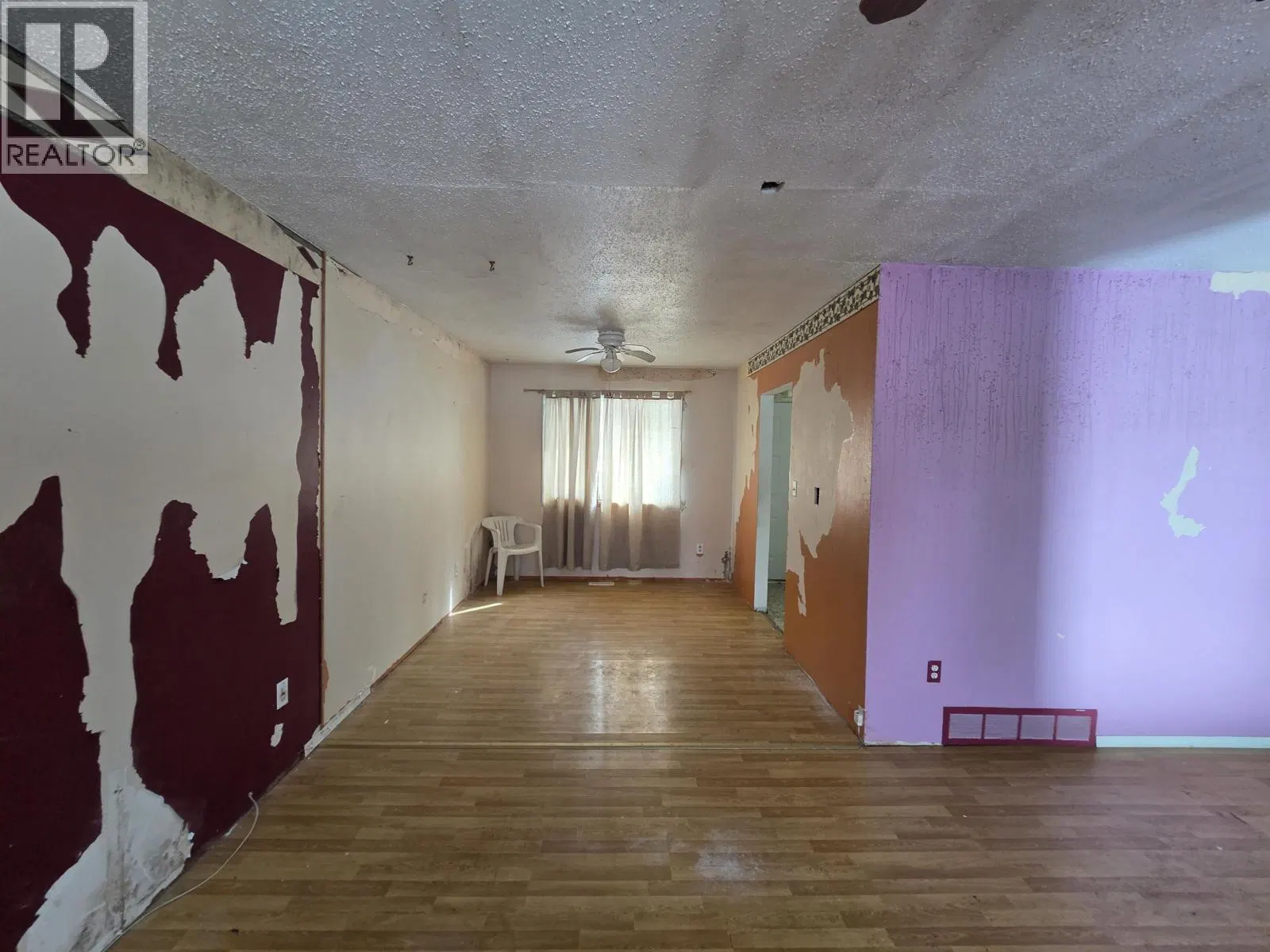 Photo 4 of 21 at 61 CHAPMAN Street