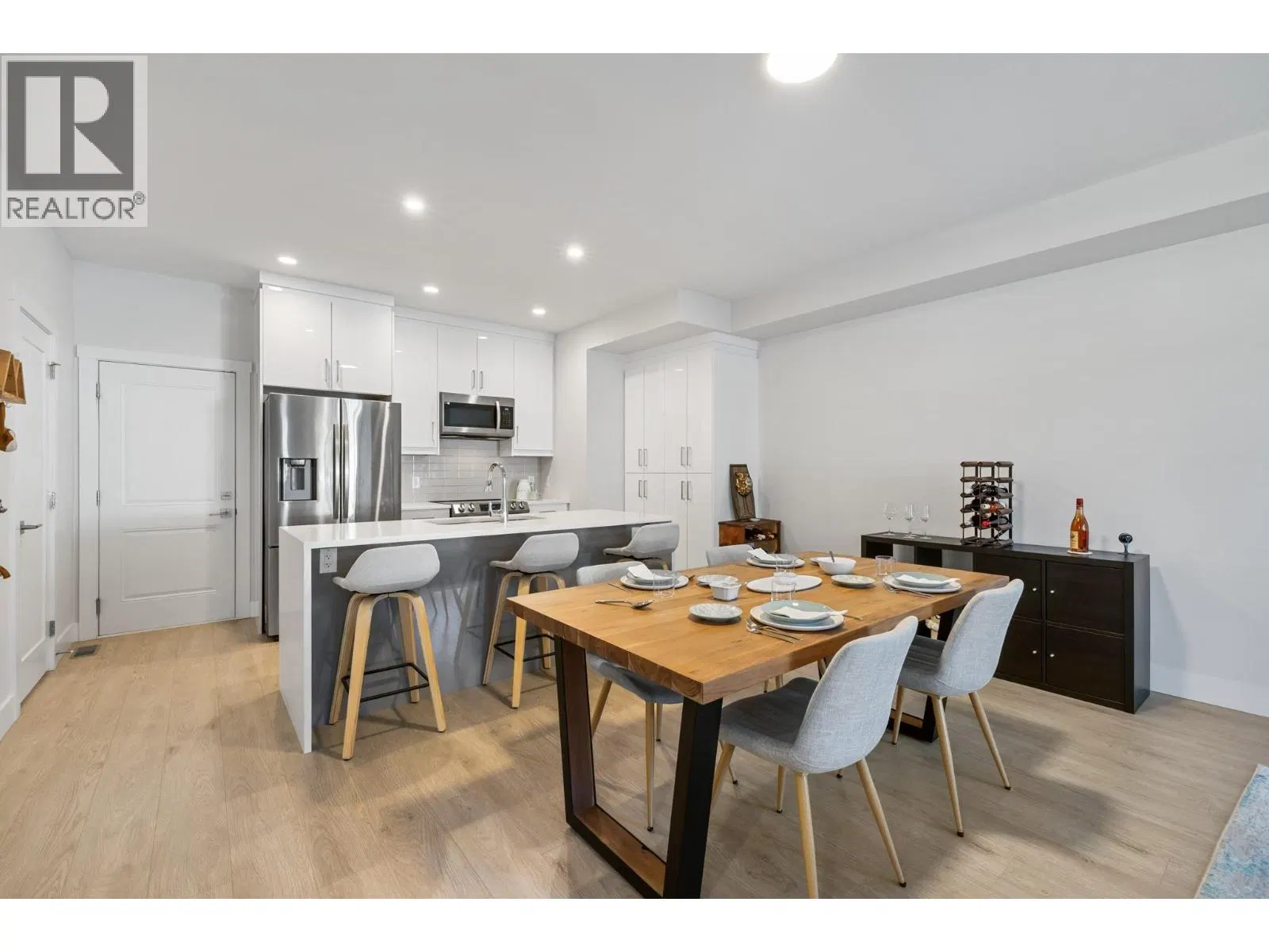 Photo 5 of 30 at #12 – 115 Wyndham Crescent