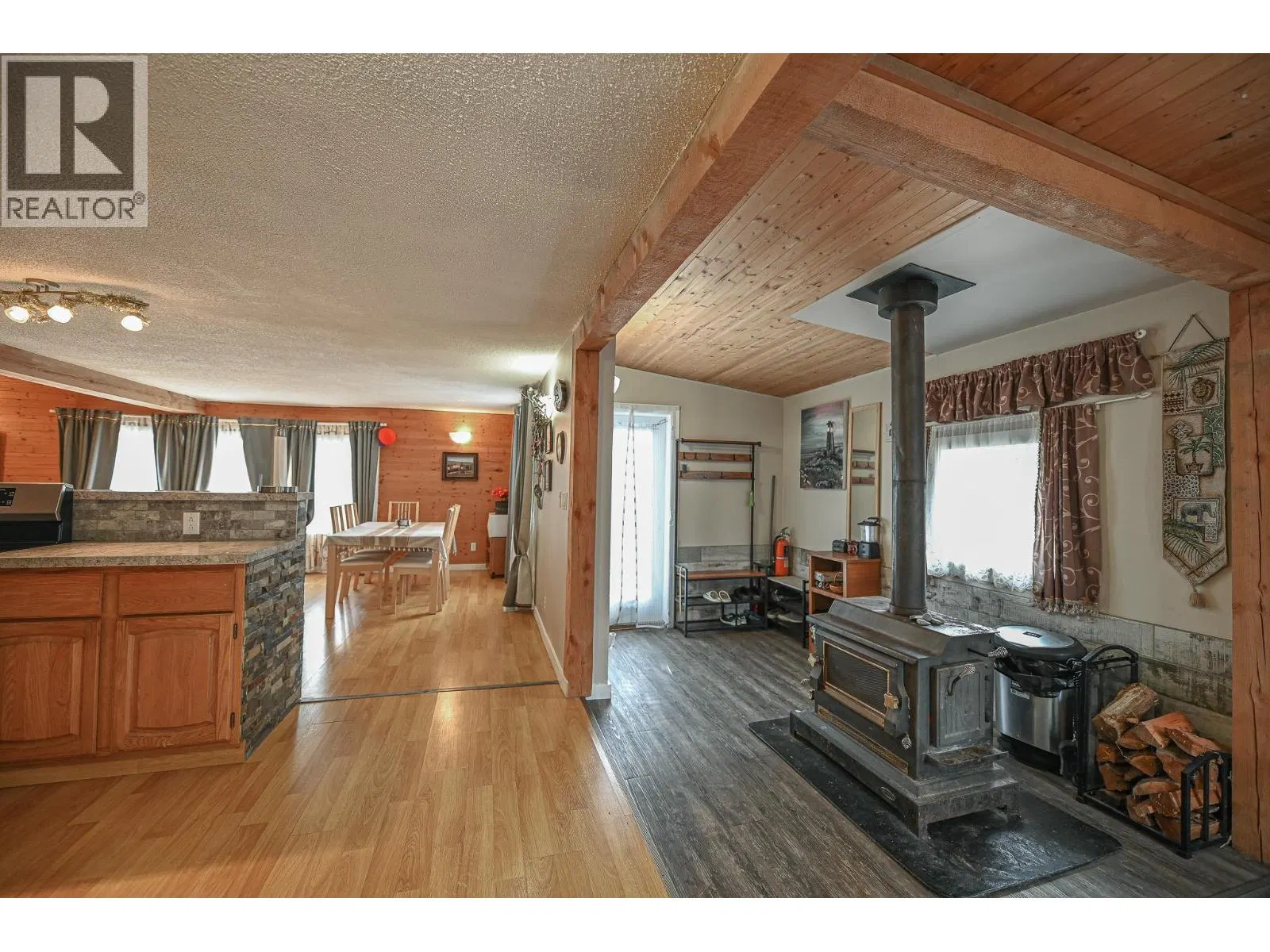 Photo 1 of 56 at 4981 Spruce Avenue
