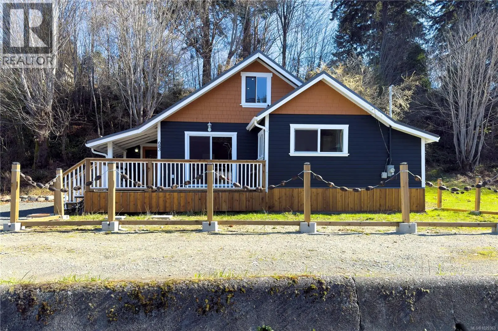 683 Green Road