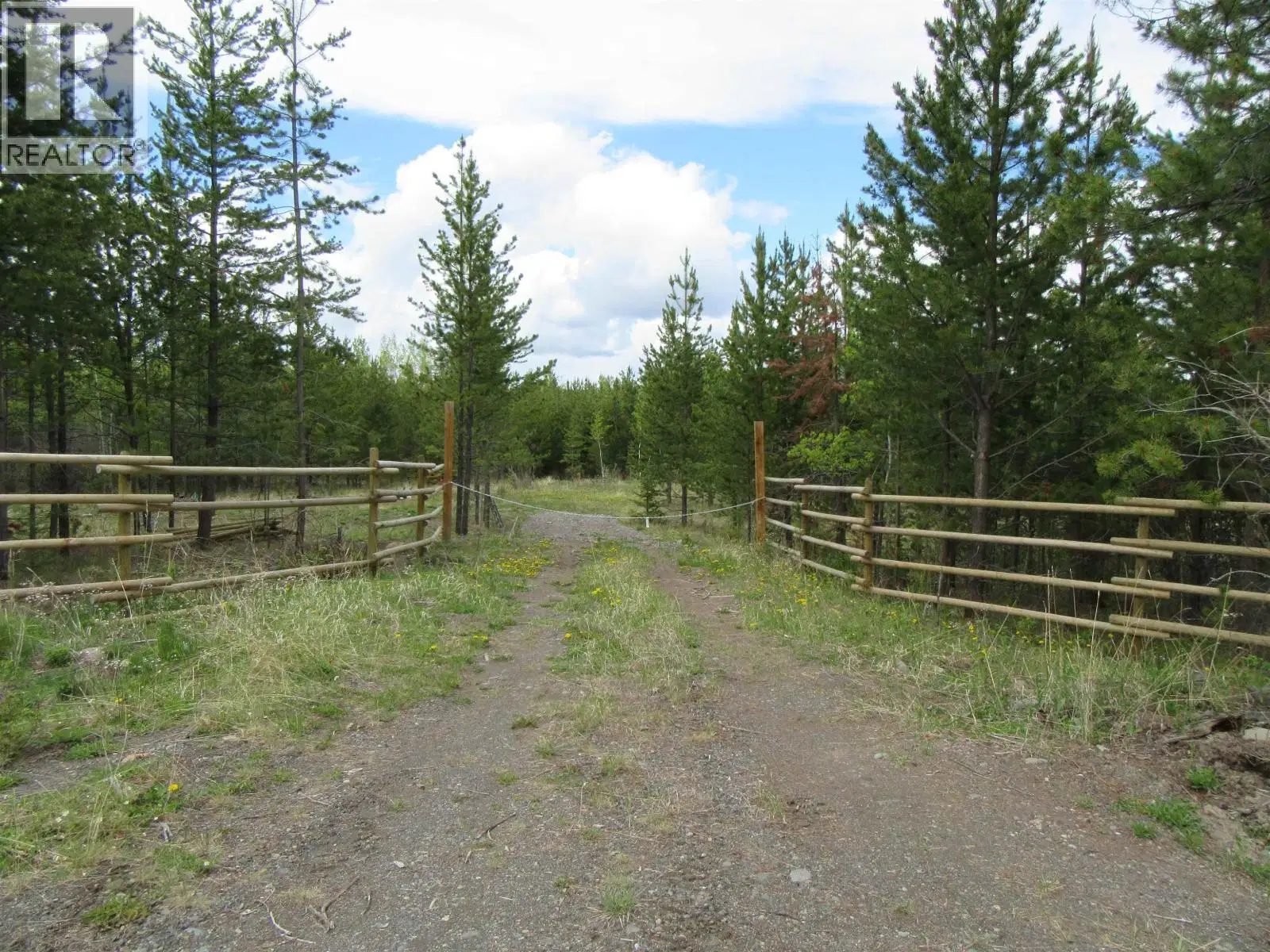 LOT – B LONE BUTTE HORSE LAKE Road