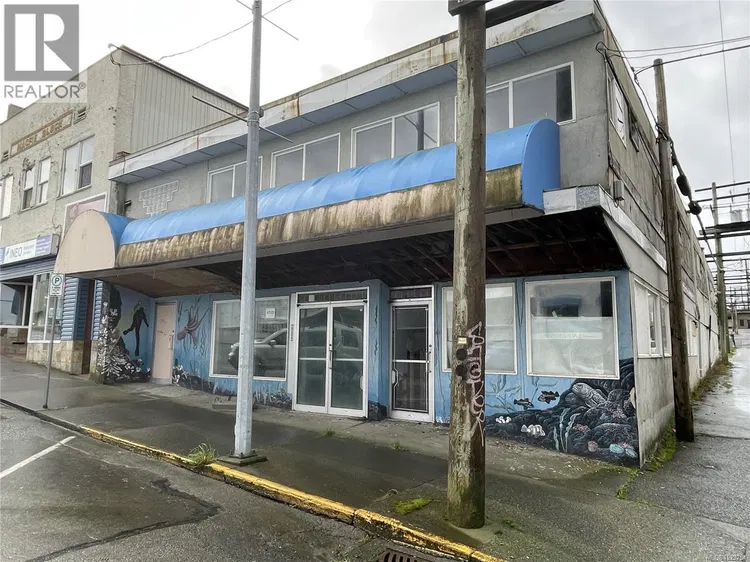 Photo 2 of 10 at 4920 Argyle Street