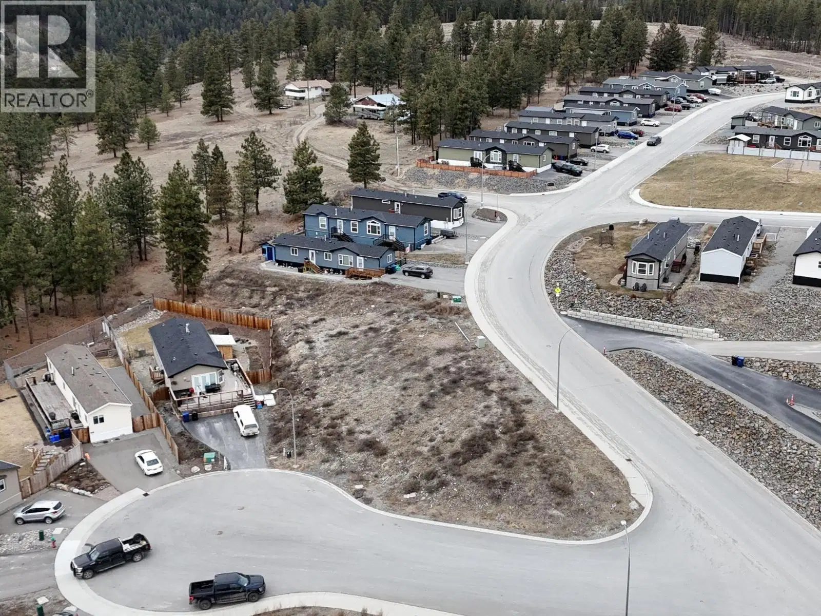 513 Steepleview Point