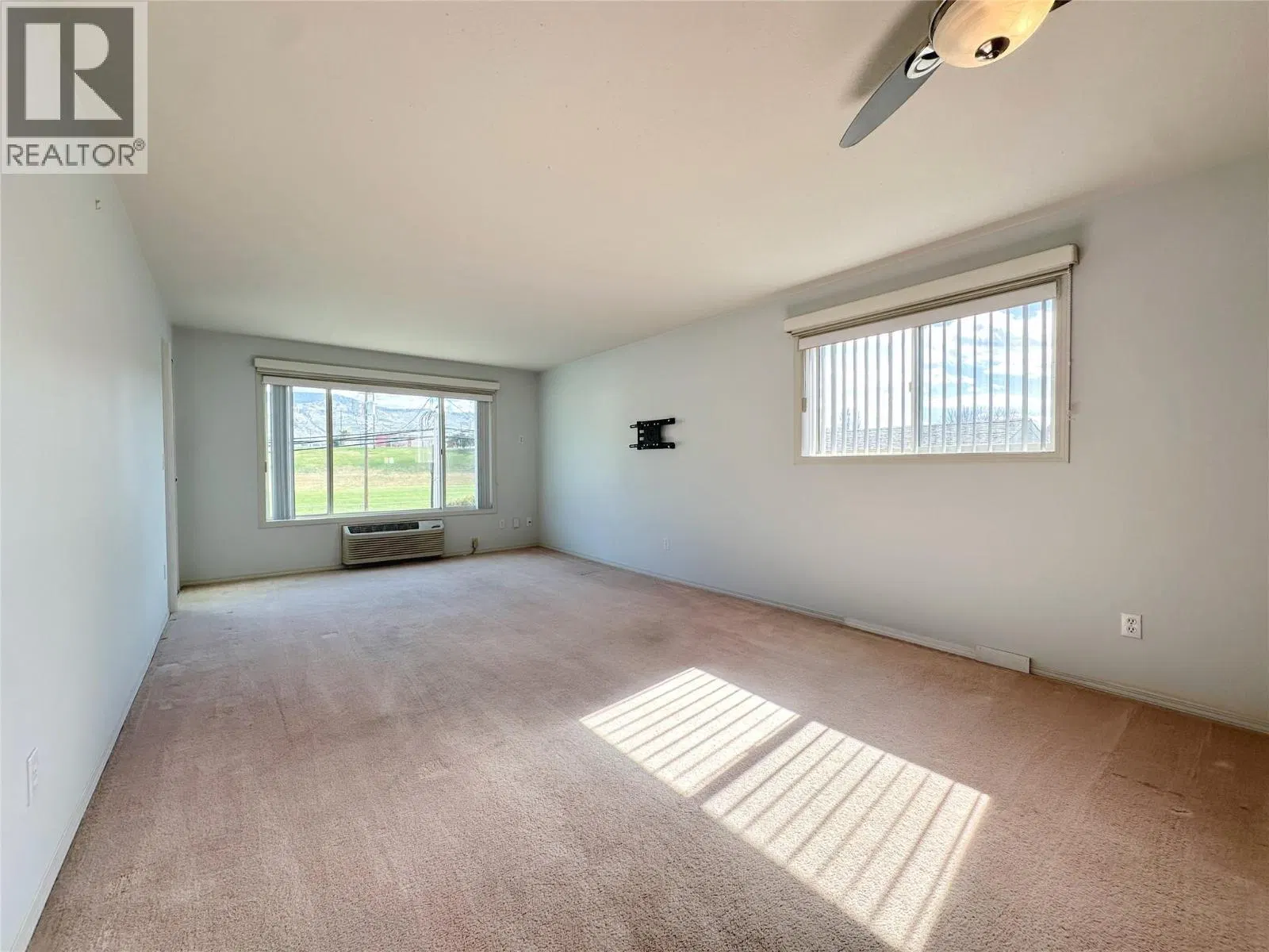 Photo 5 of 17 at #208 – 6840 89TH Street