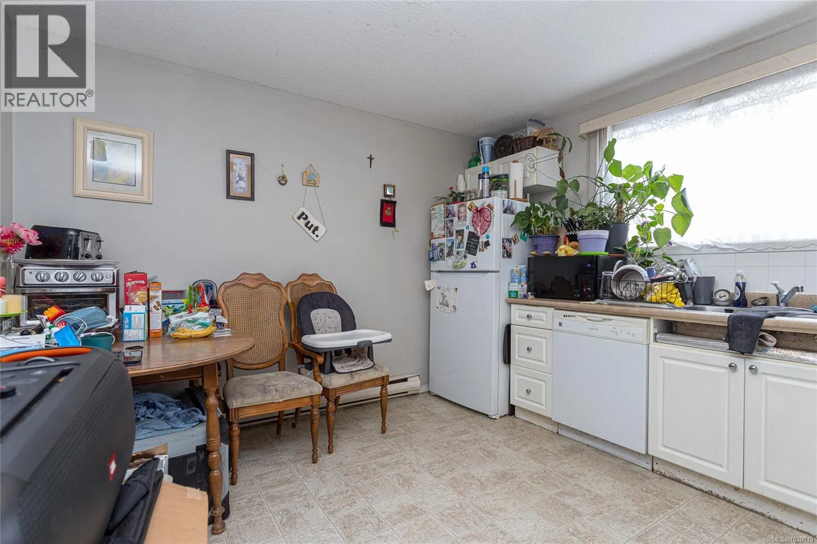 Photo 5 of 20 at #9 – 6089 Truesdale Street