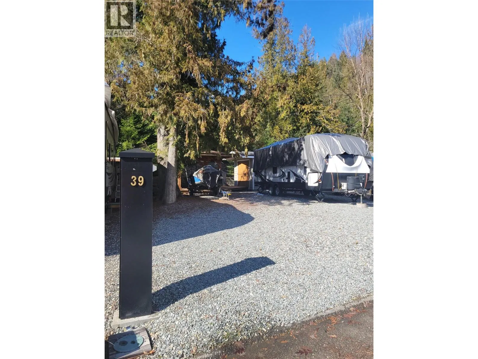 #39 – 3303 Mabel Lake Road