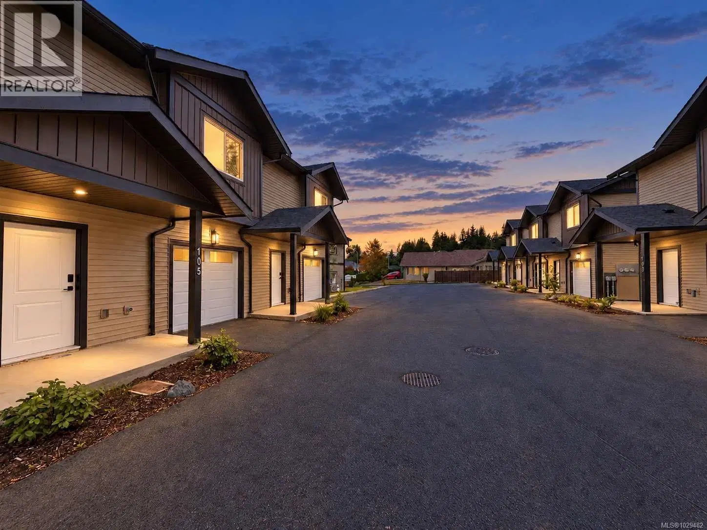 #103 – 5535 Woodland Crescent