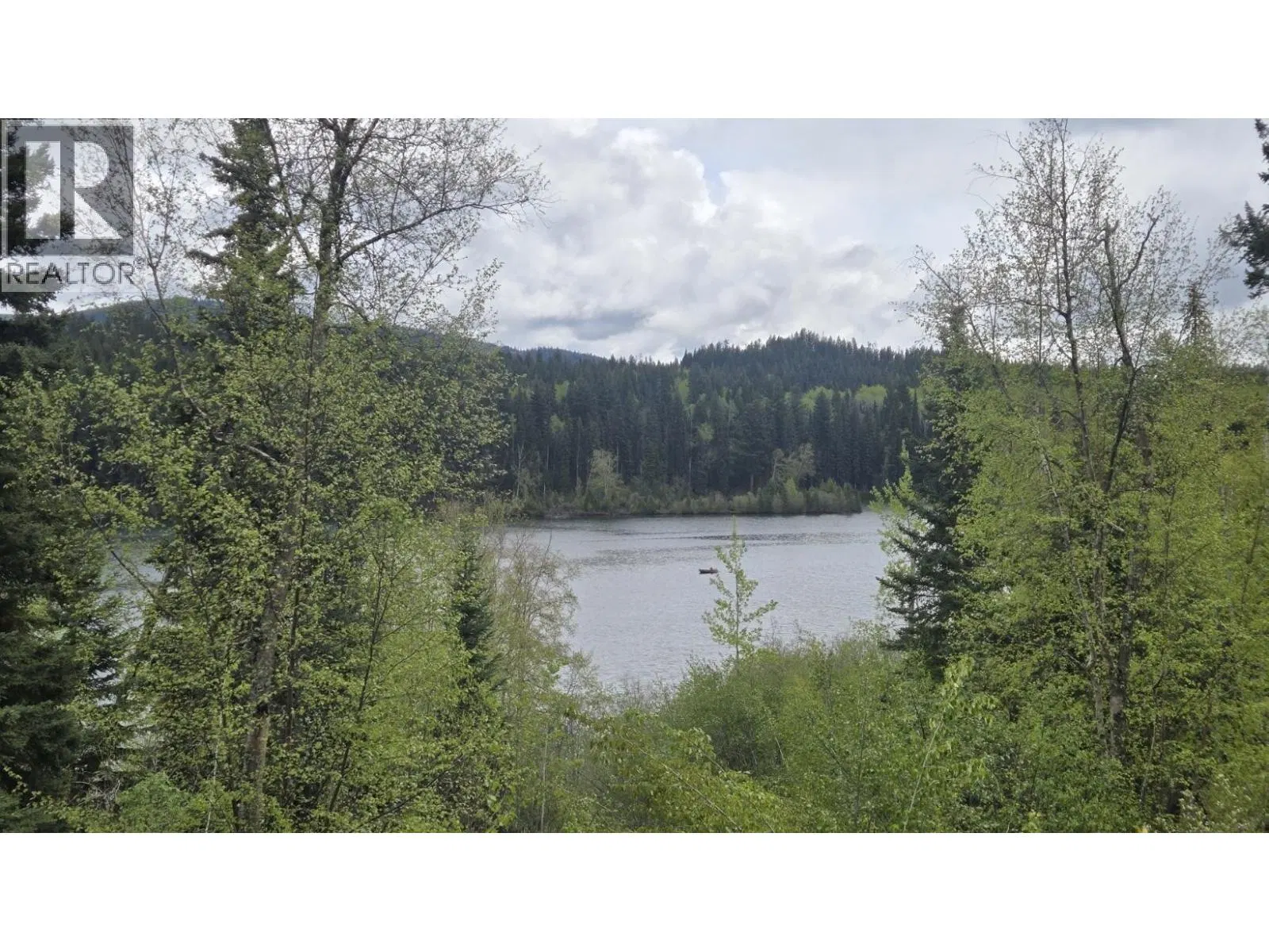 Photo 1 of 17 at 5858 MAHOOD LAKE Road