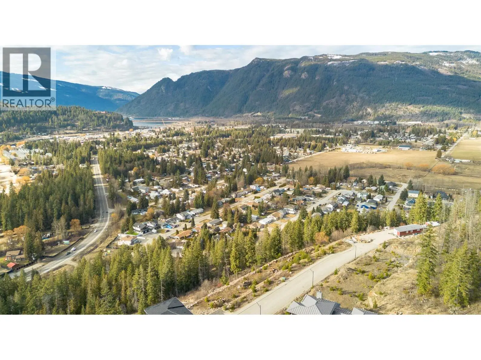 270 Bayview Drive