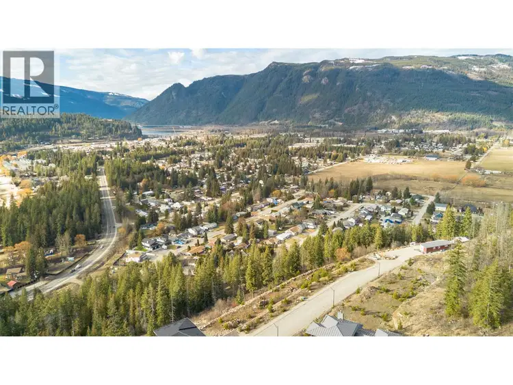 270 Bayview Drive