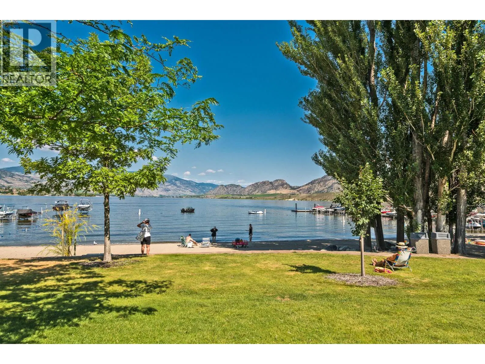 Photo 2 of 34 at #425 – 7600 COTTONWOOD Drive