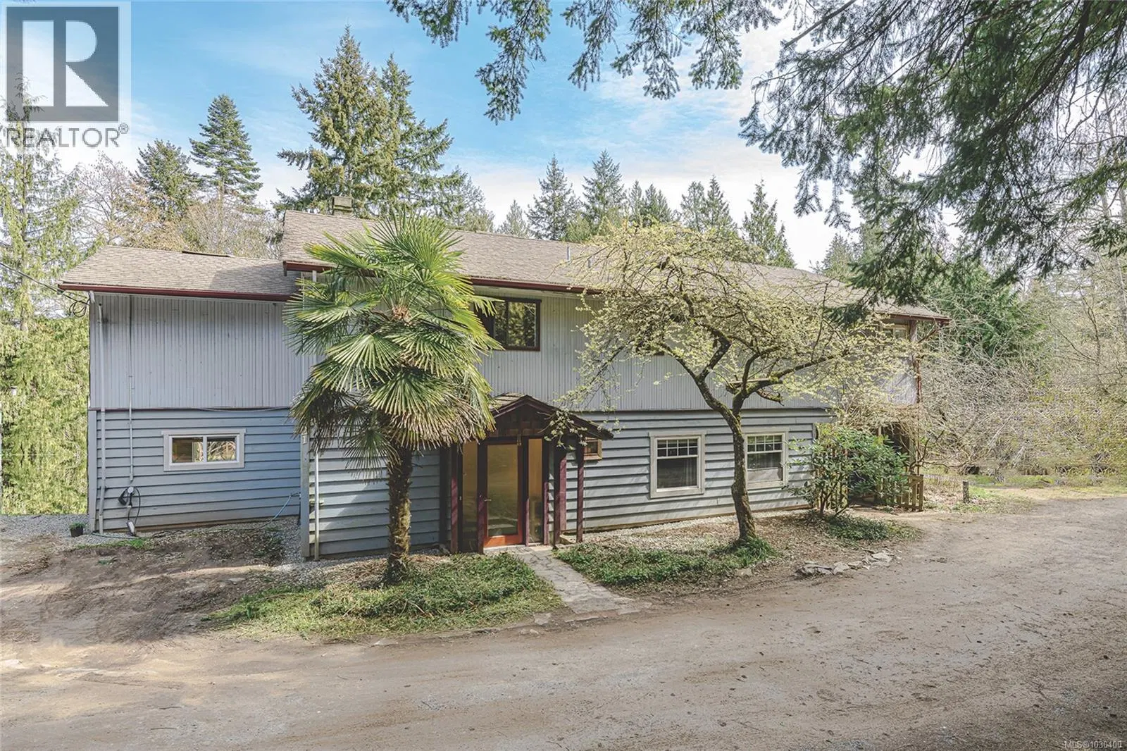 Photo 1 of 58 at 821 Fulford-Ganges Road