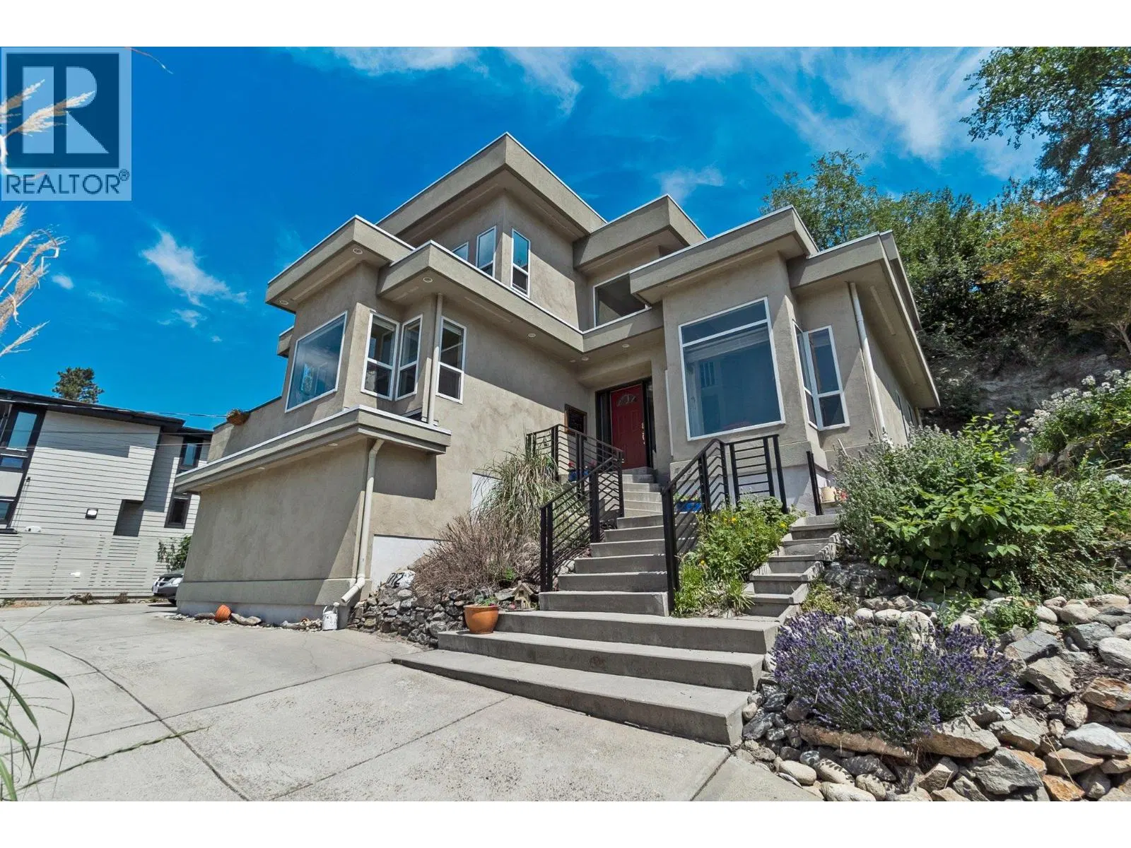 Photo 1 of 91 at 712 Creekside Road