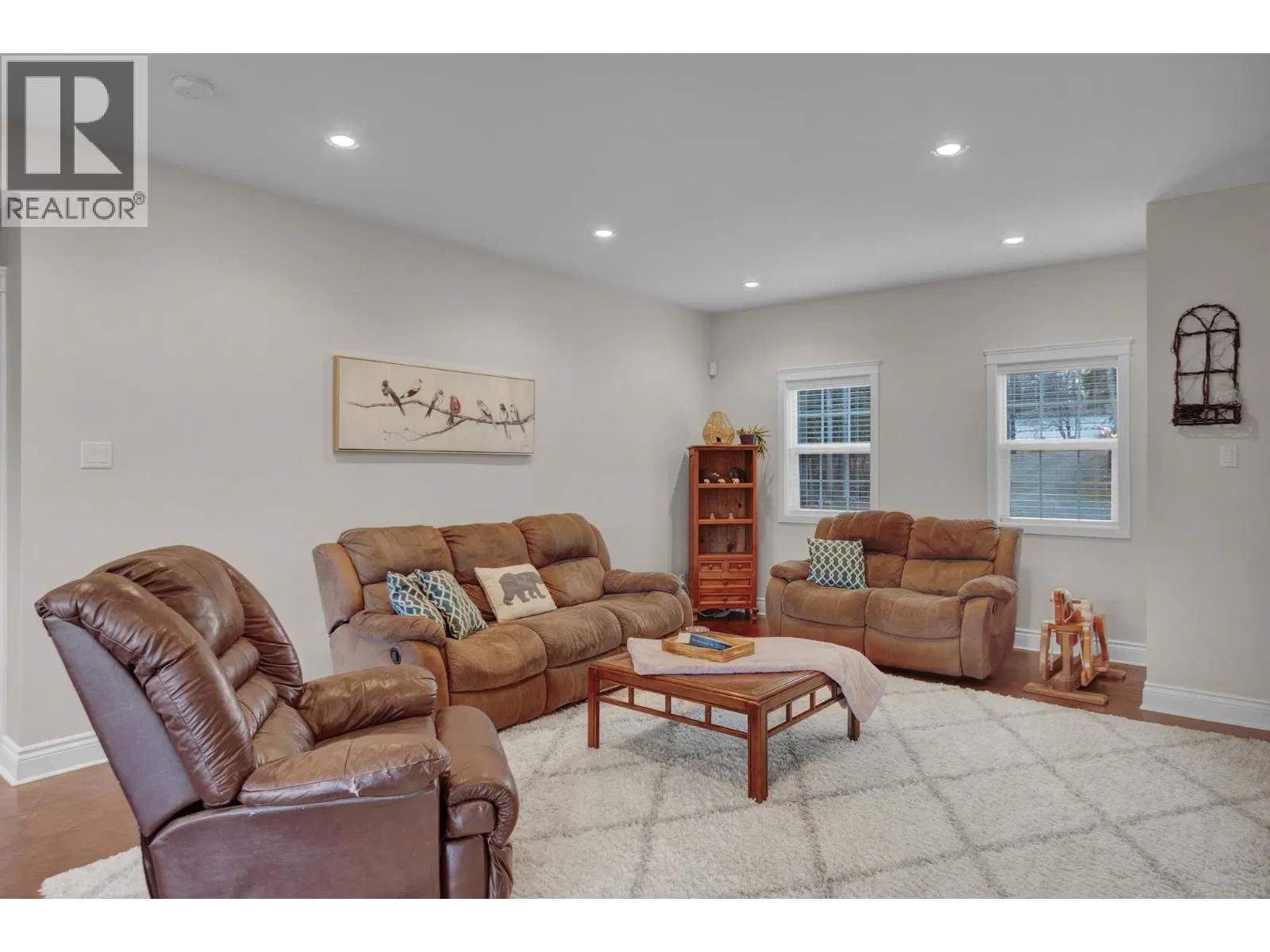 Photo 5 of 40 at 5226 CRANBROOK HILL Road