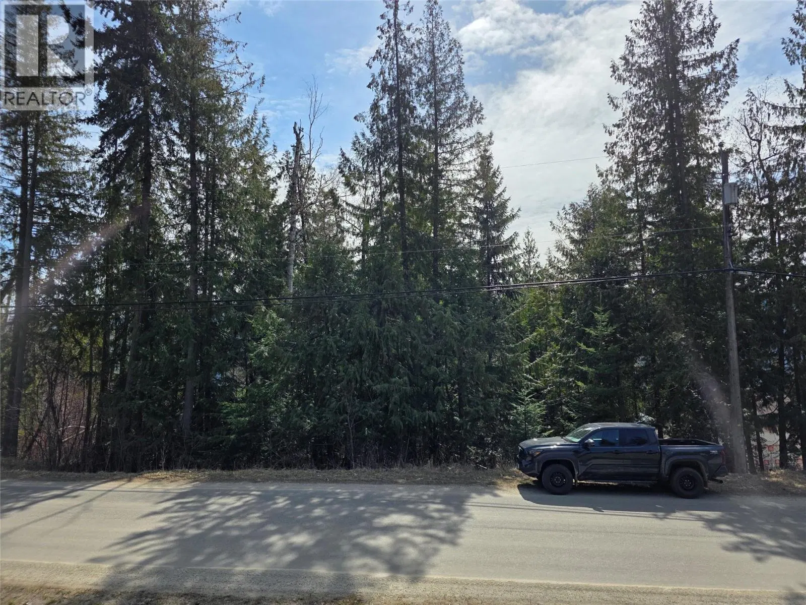 Photo 1 of 12 at 7502 Estate Drive