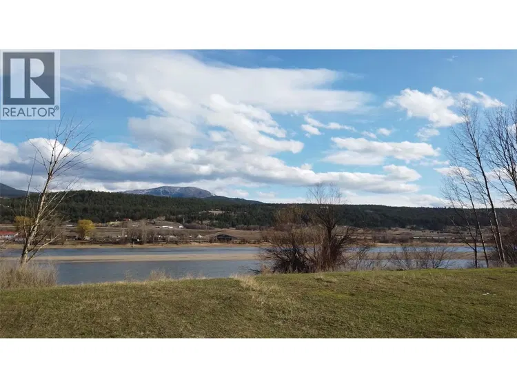 Photo 5 of 7 at #132 – 5005 River Road