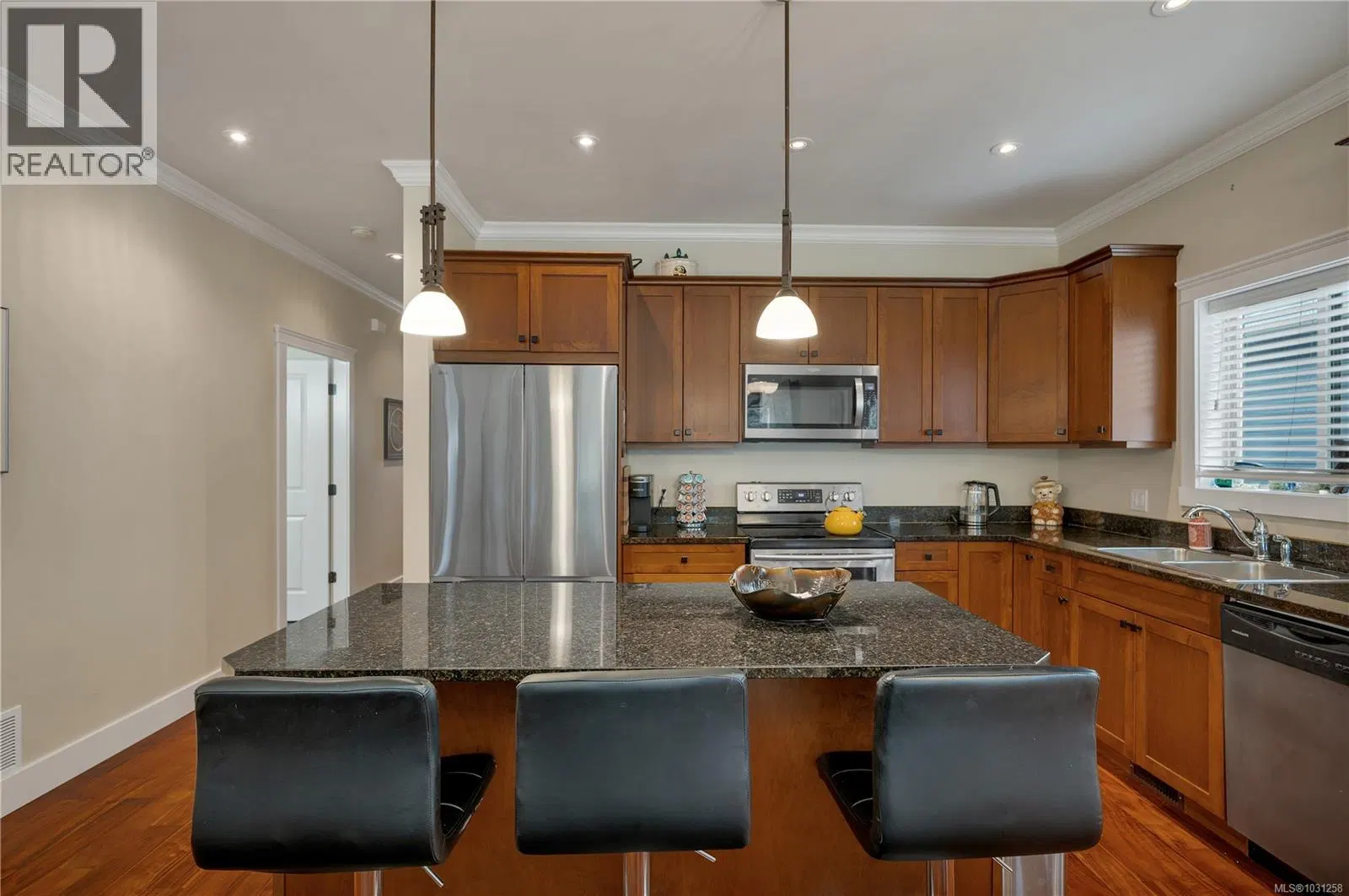 Photo 3 of 39 at #5 – 48 McPhedran Road