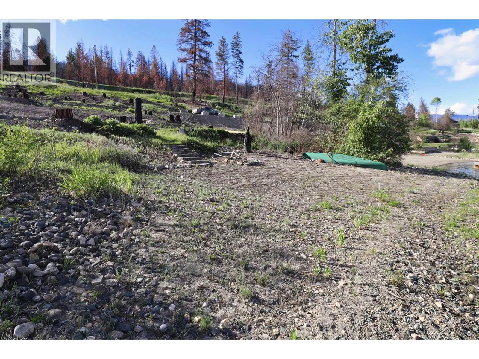 Photo 5 of 28 at 1419 Little Shuswap Lake Road