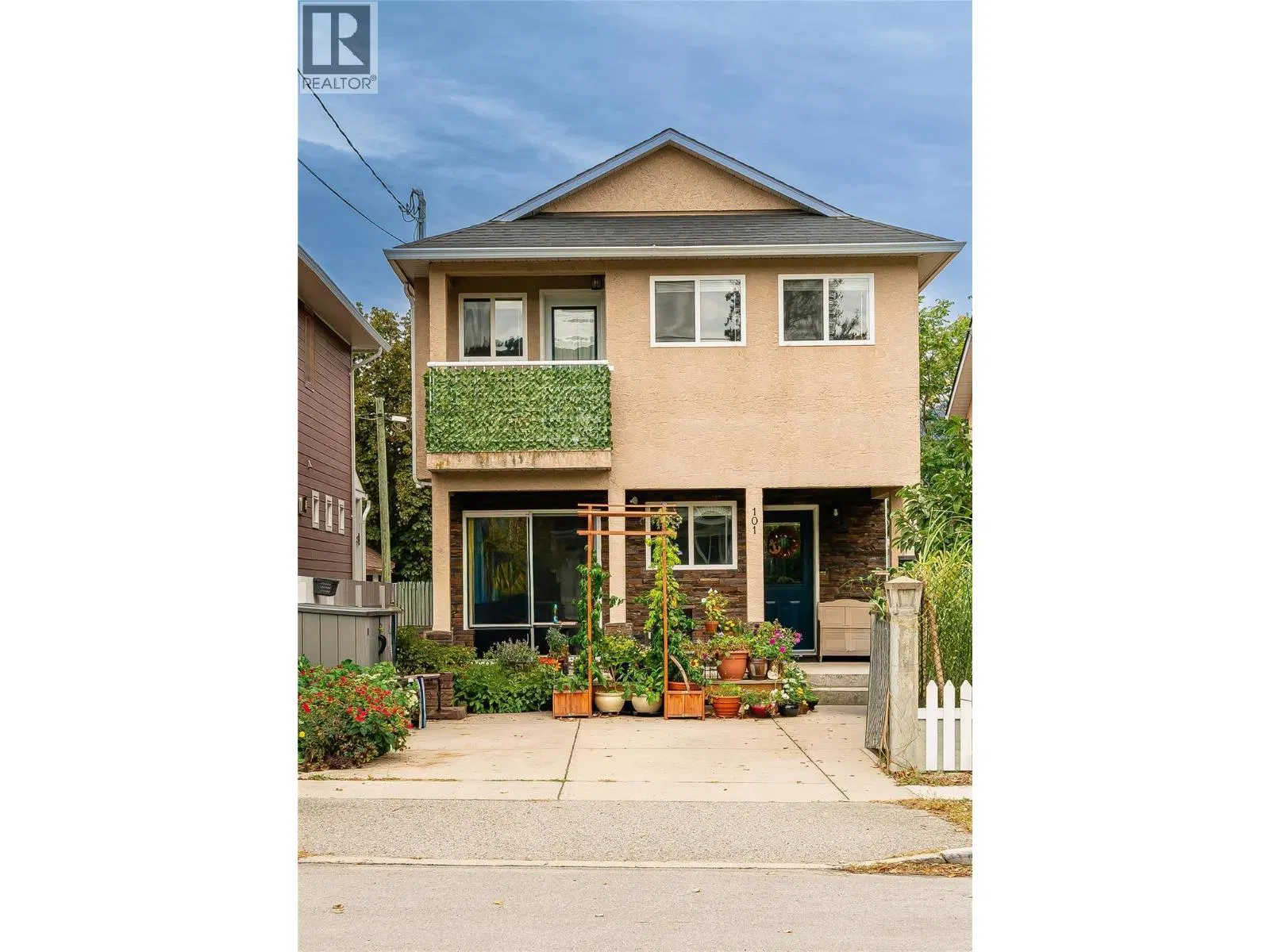 #101 – 443 Braid Street