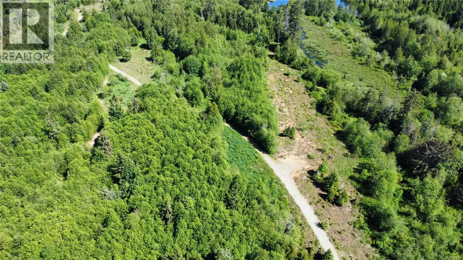 Photo 4 of 10 at SL 5 – 4275 Island Highway