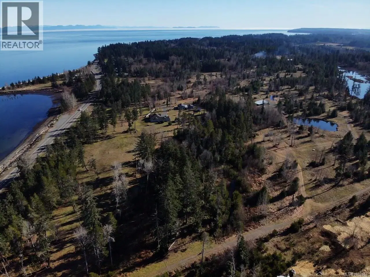 Photo 2 of 9 at SL 1 – 4275 Island Highway