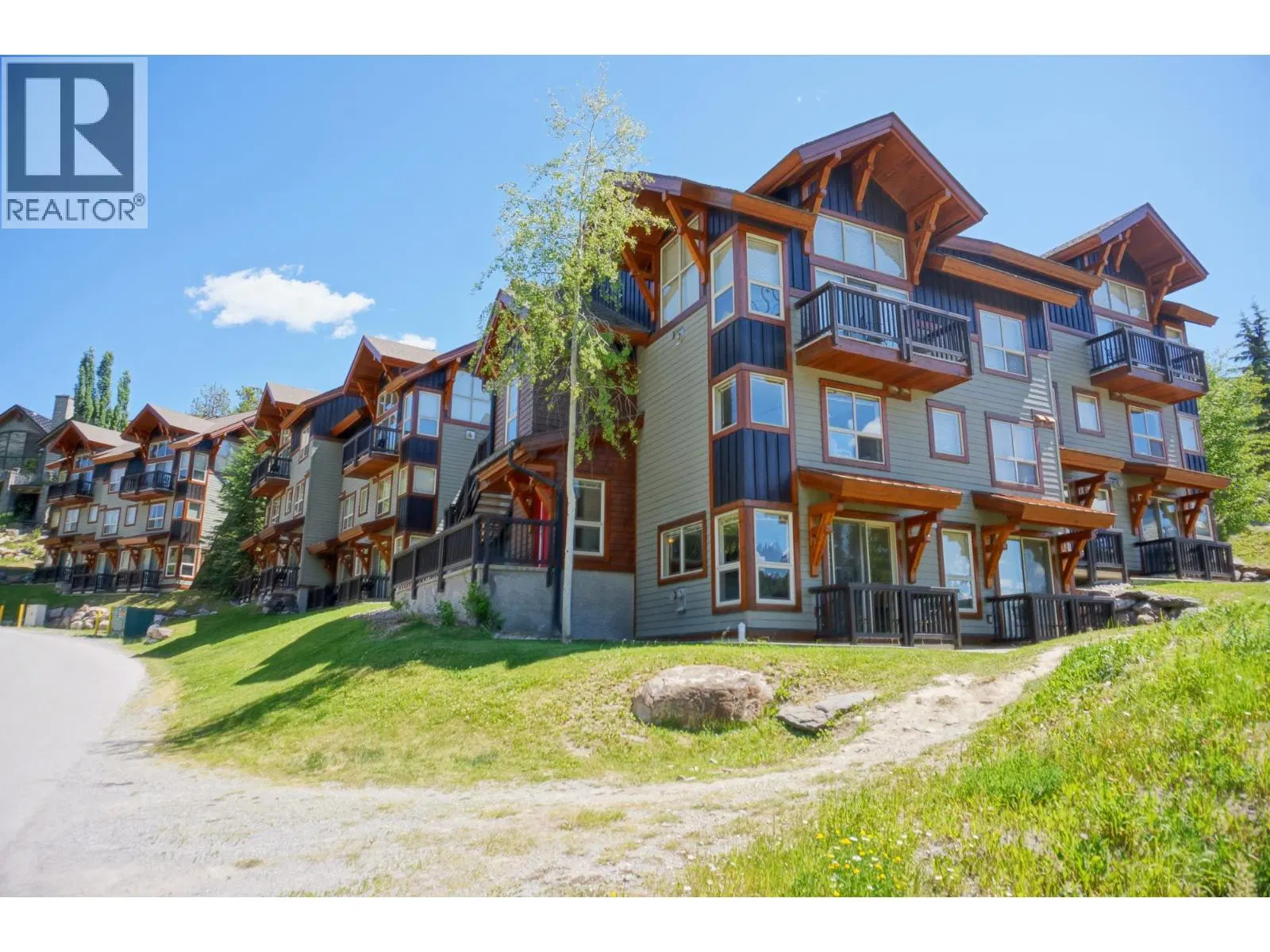 Photo 1 of 26 at #314B – 2049 SUMMIT Drive
