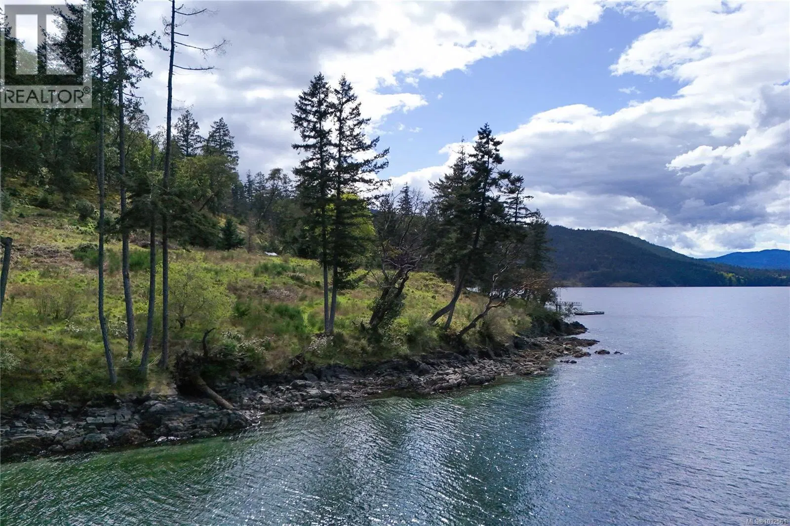 Photo 4 of 14 at 128 Narrows West Road