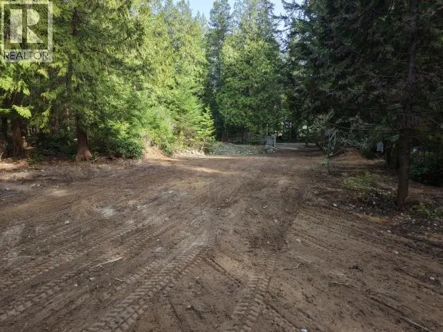 Photo 5 of 12 at Savary Island