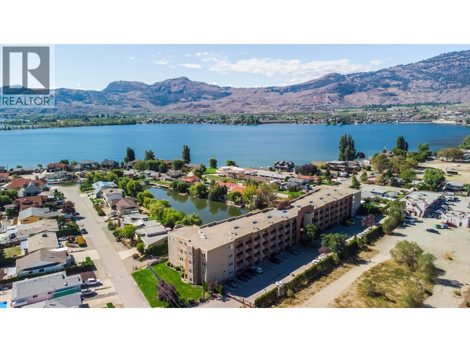 Photo 1 of 31 at #204 – 15 SOLANA KEY Court