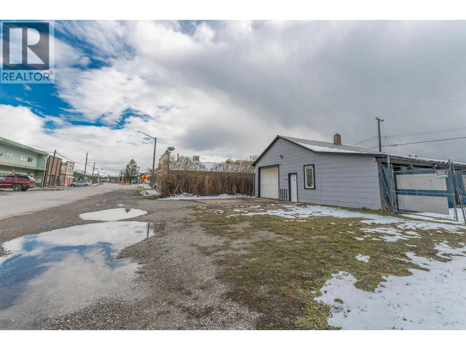 Photo 1 of 11 at 8917 Grainger Road