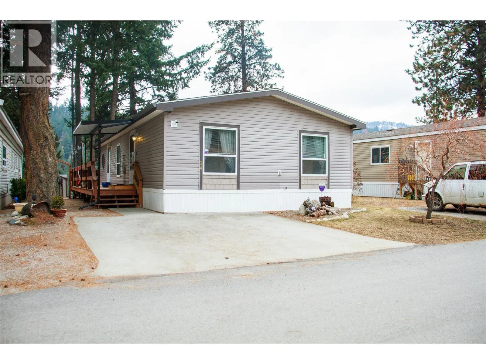 Photo 1 of 26 at #24 – 5371 Princeton Avenue
