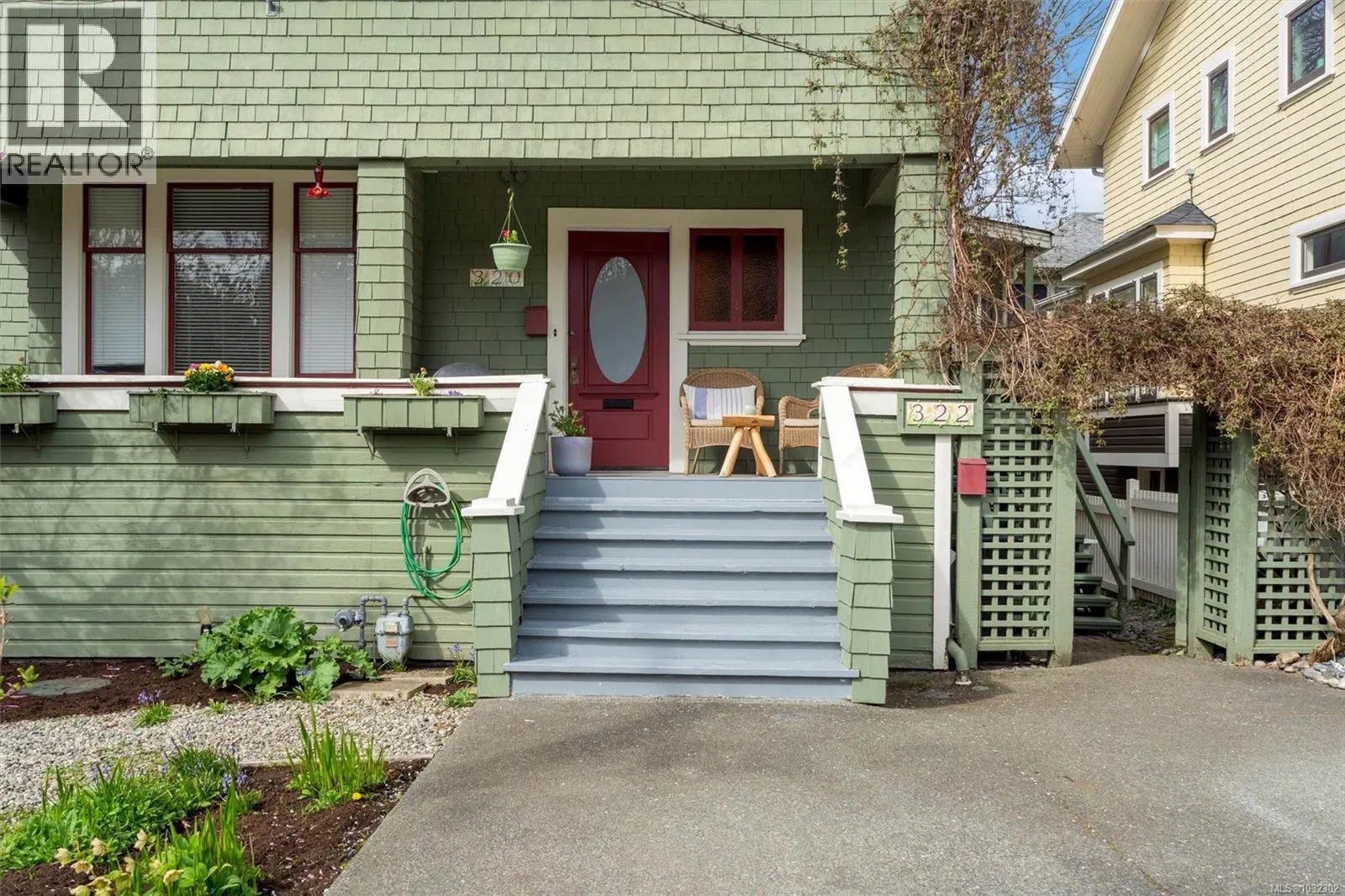 Photo 4 of 68 at 320 Moss Street