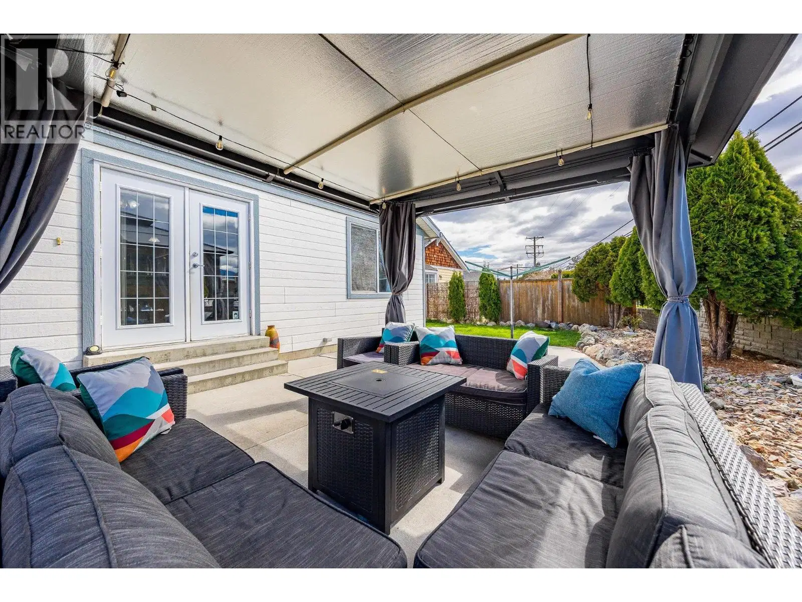 2199 Mimosa Drive