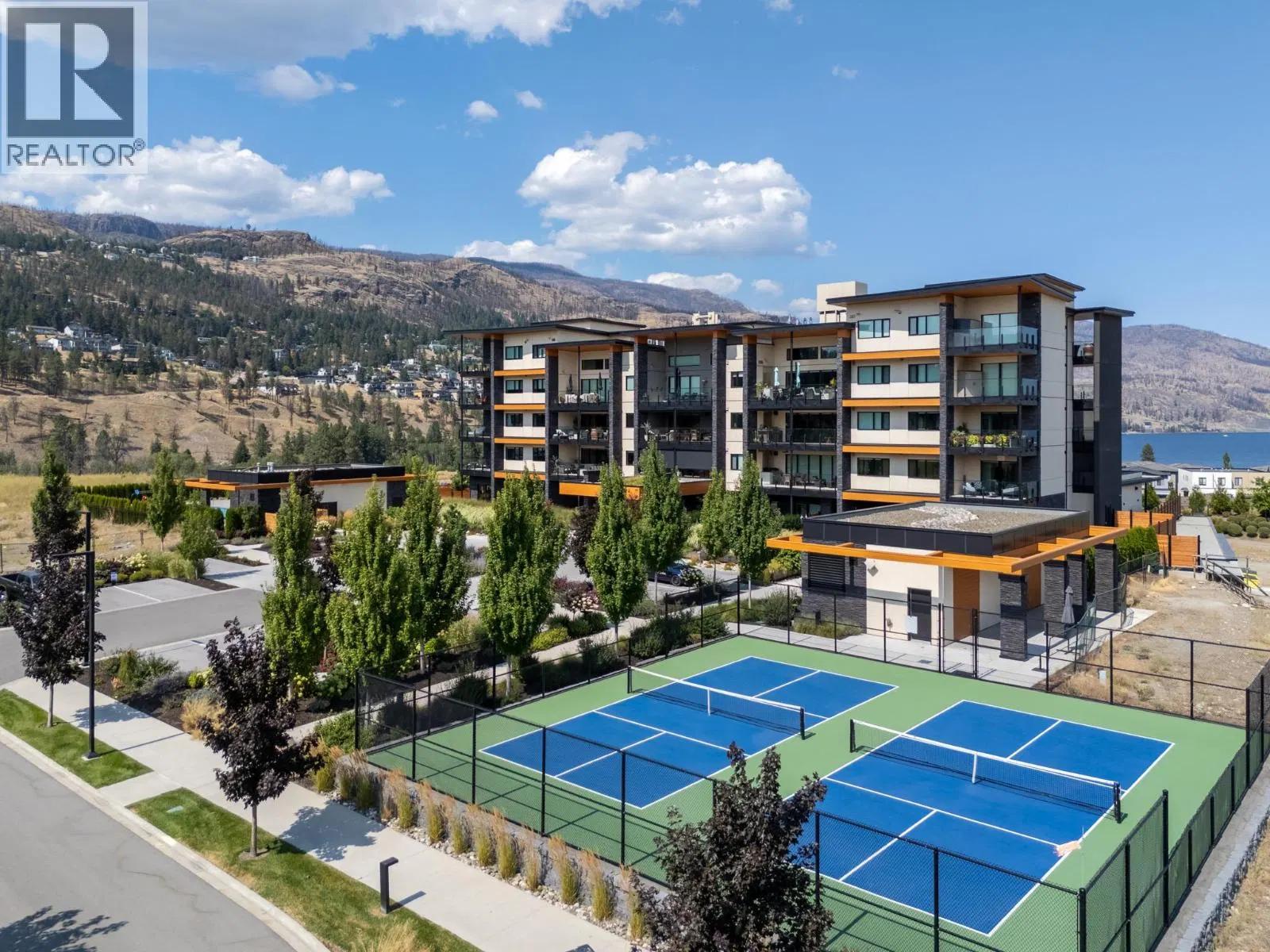 Photo 1 of 34 at #3207 – 3000 Ariva Drive