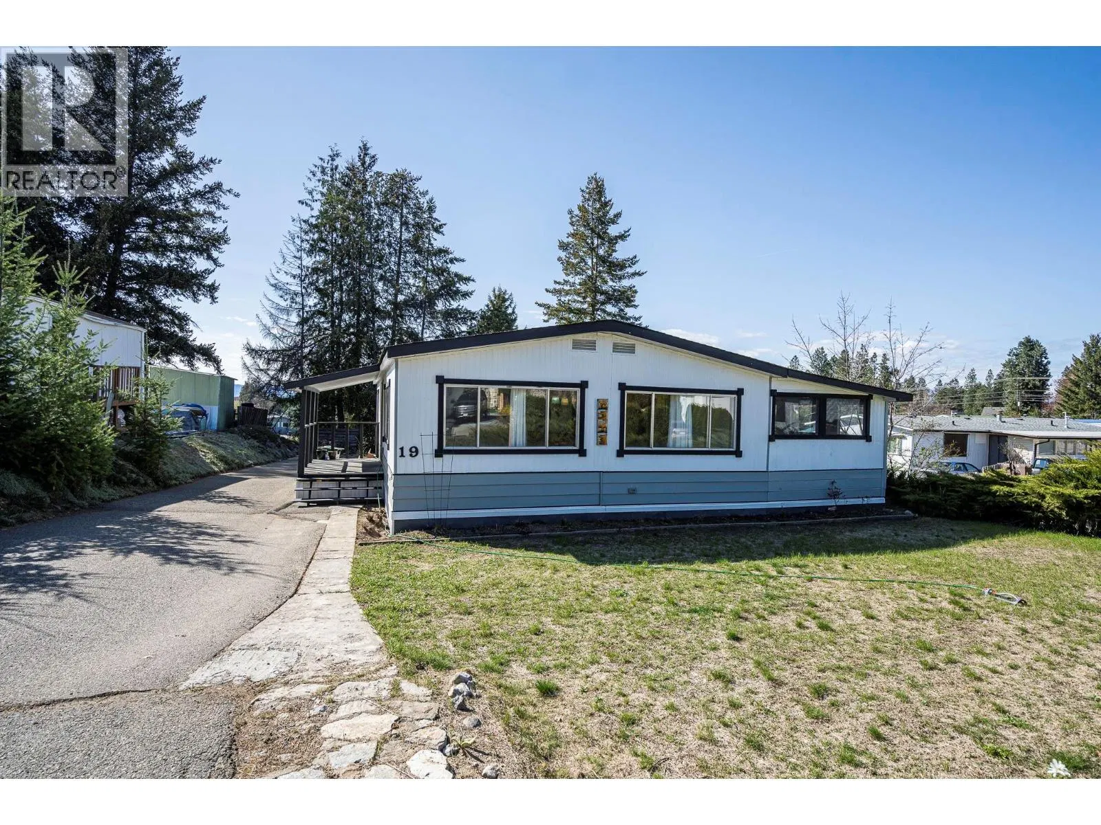 Photo 1 of 24 at #19 – 3535 McCulloch Road