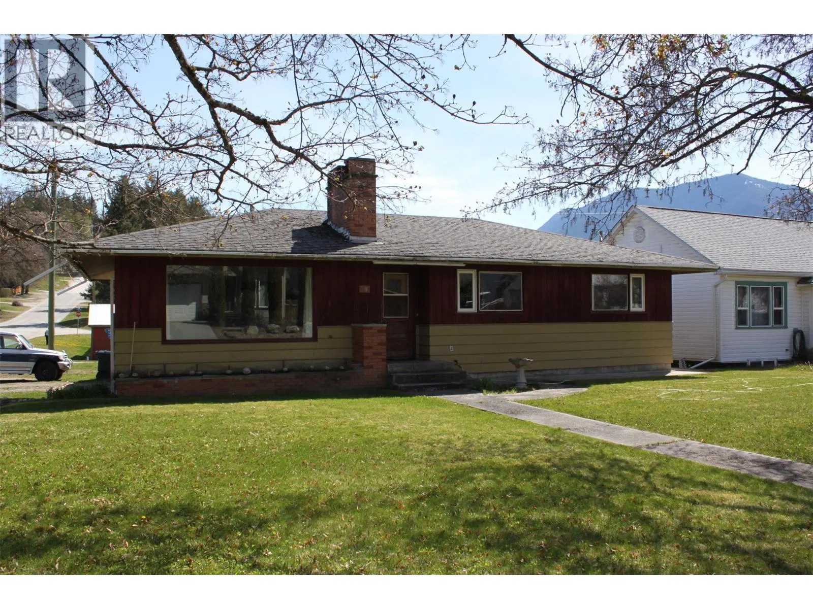 Photo 1 of 29 at 119 2nd Avenue