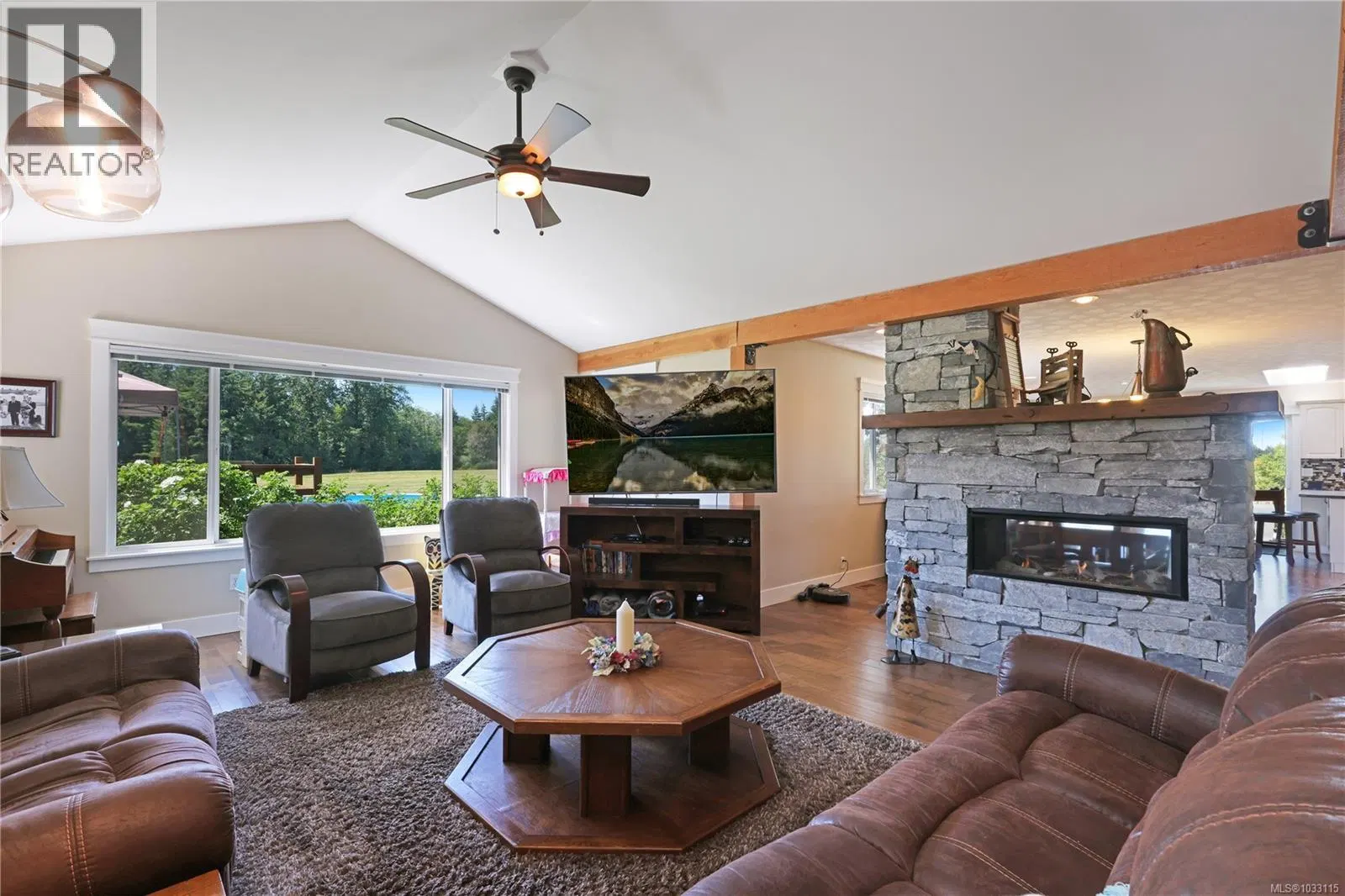 Photo 4 of 73 at 2332 Endall Road