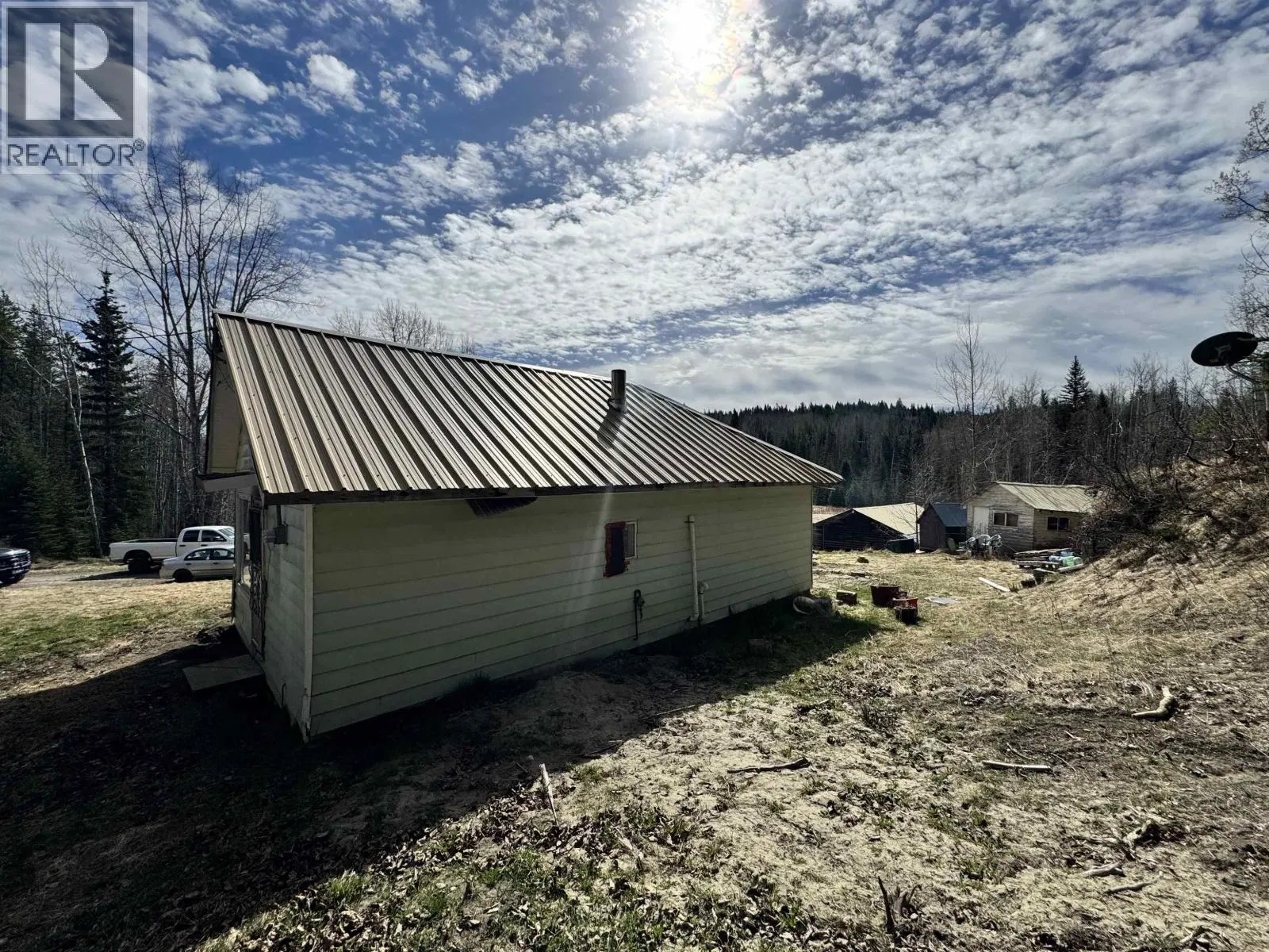 Photo 3 of 15 at 5676 LOWDEN Road