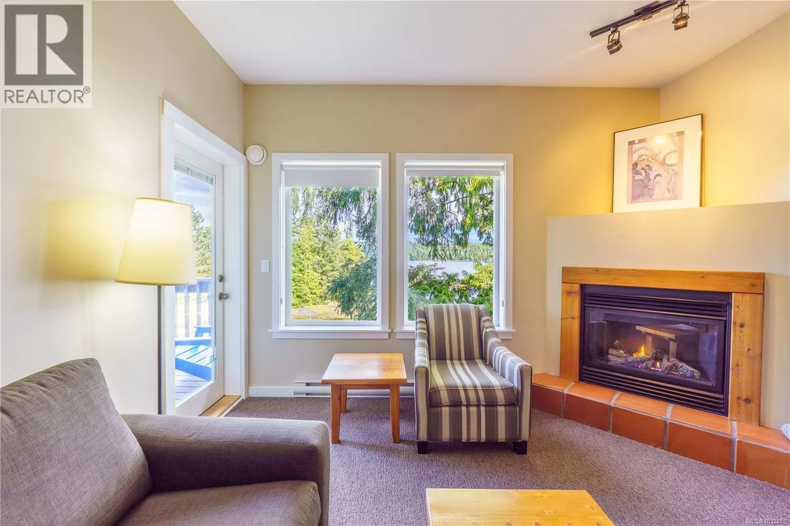 Photo 2 of 18 at #507 – 1971 Harbour Drive