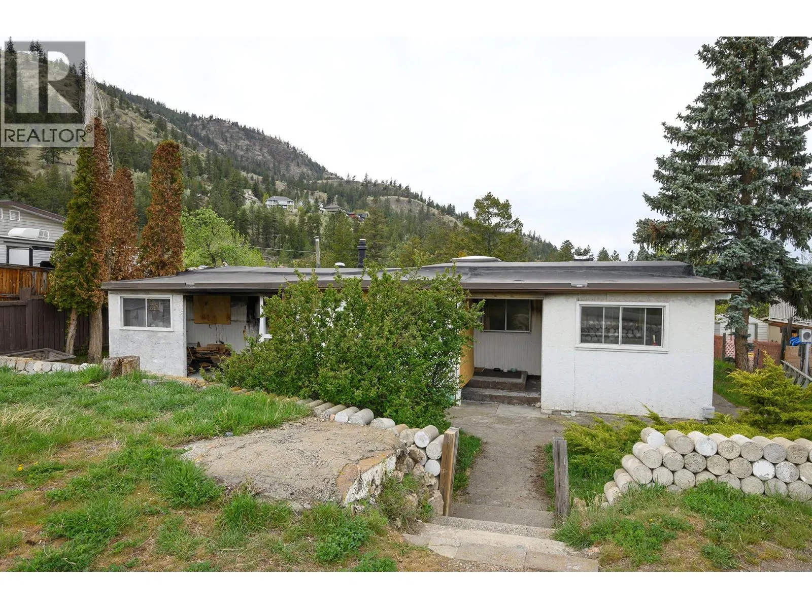 Photo 1 of 15 at 861 KLAHANIE Drive