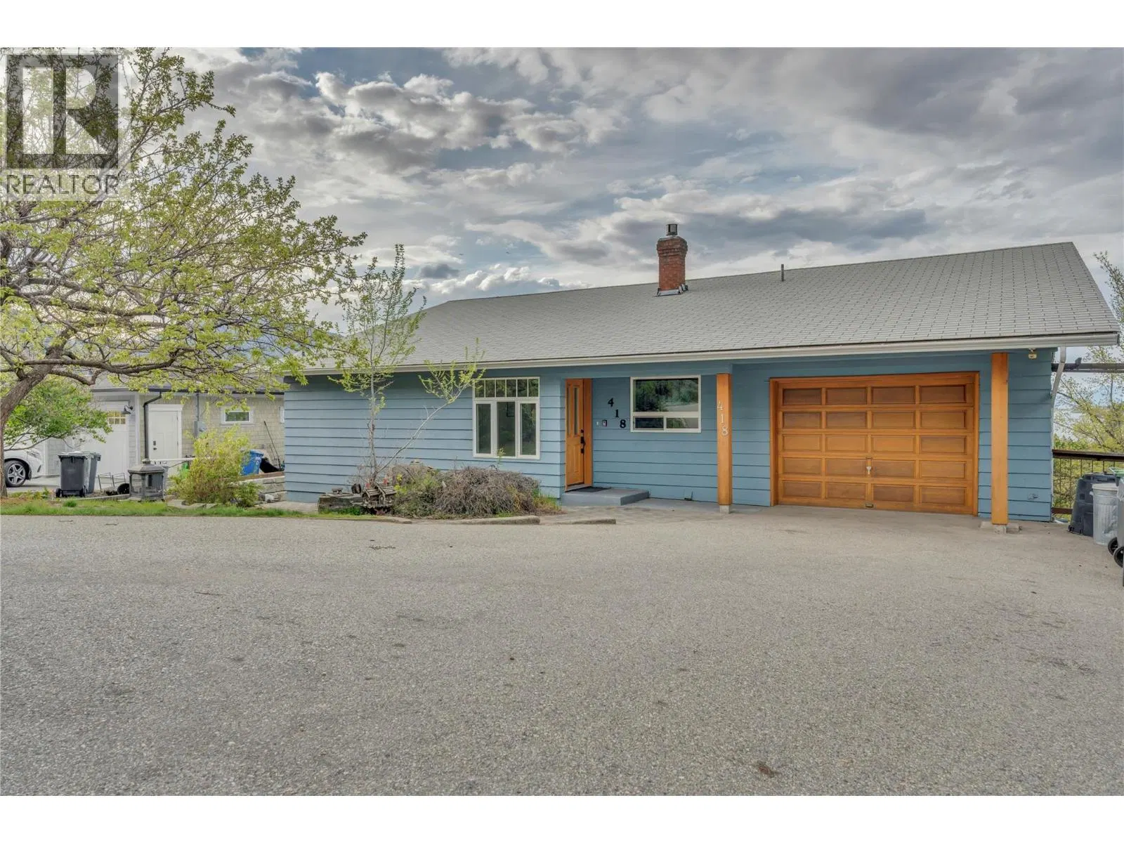 Photo 1 of 78 at 418 Panorama Crescent