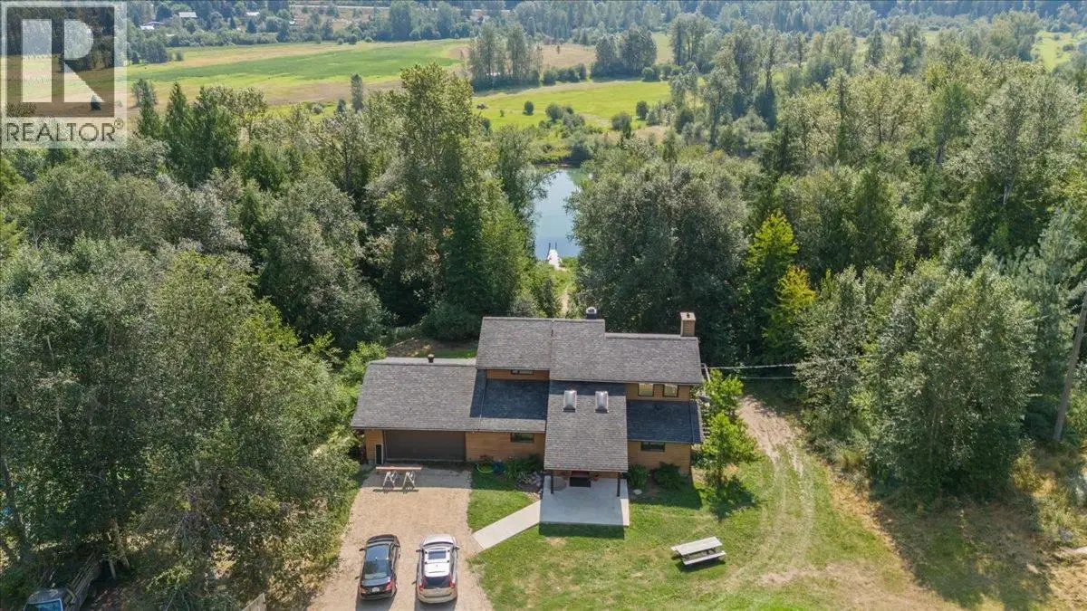 6172 SLOCAN RIVER Road