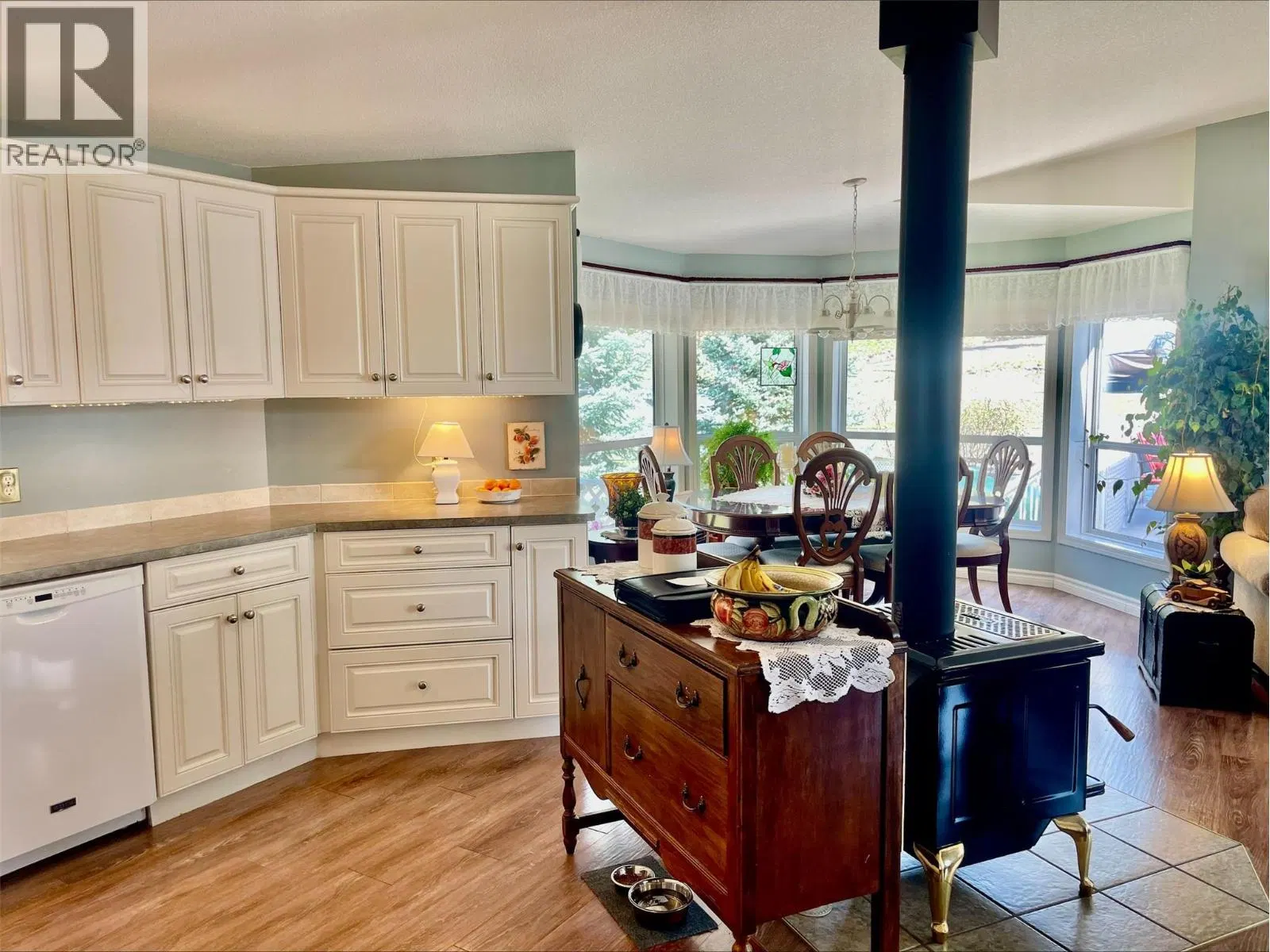 Photo 5 of 27 at #11 – 459 Huey Road
