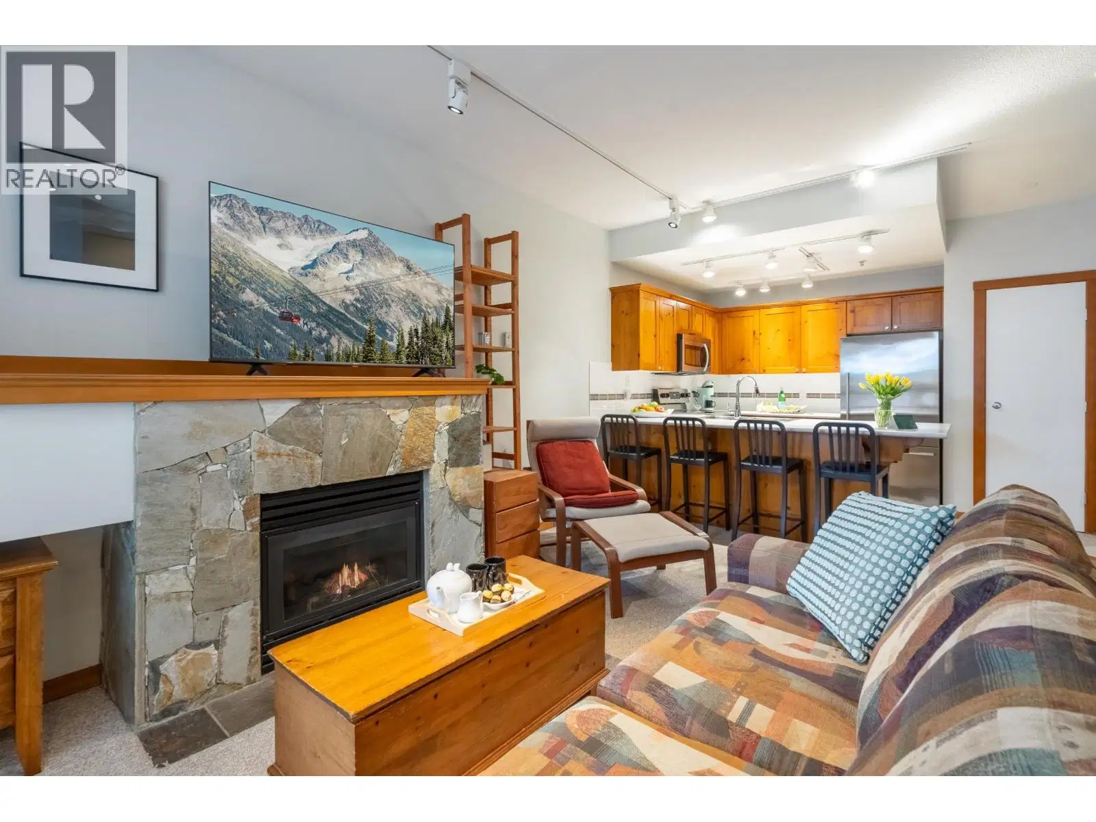 #28 – 4385 NORTHLANDS Boulevard