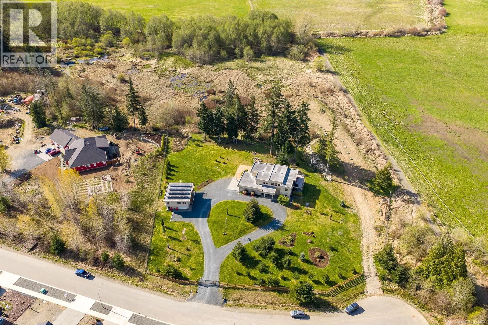 3389 Rhys Road